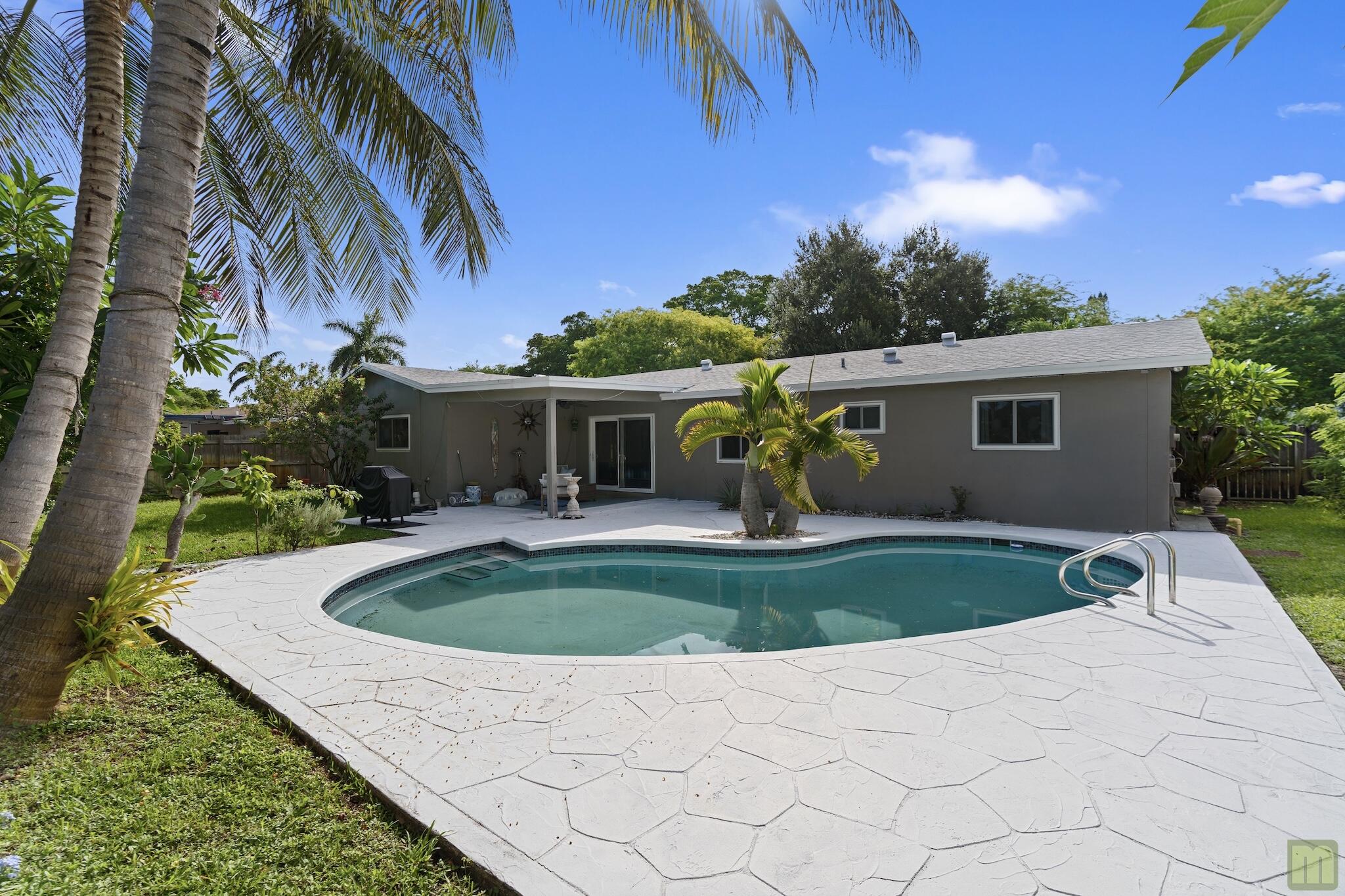 291 Lake, Coconut Creek FL 33066