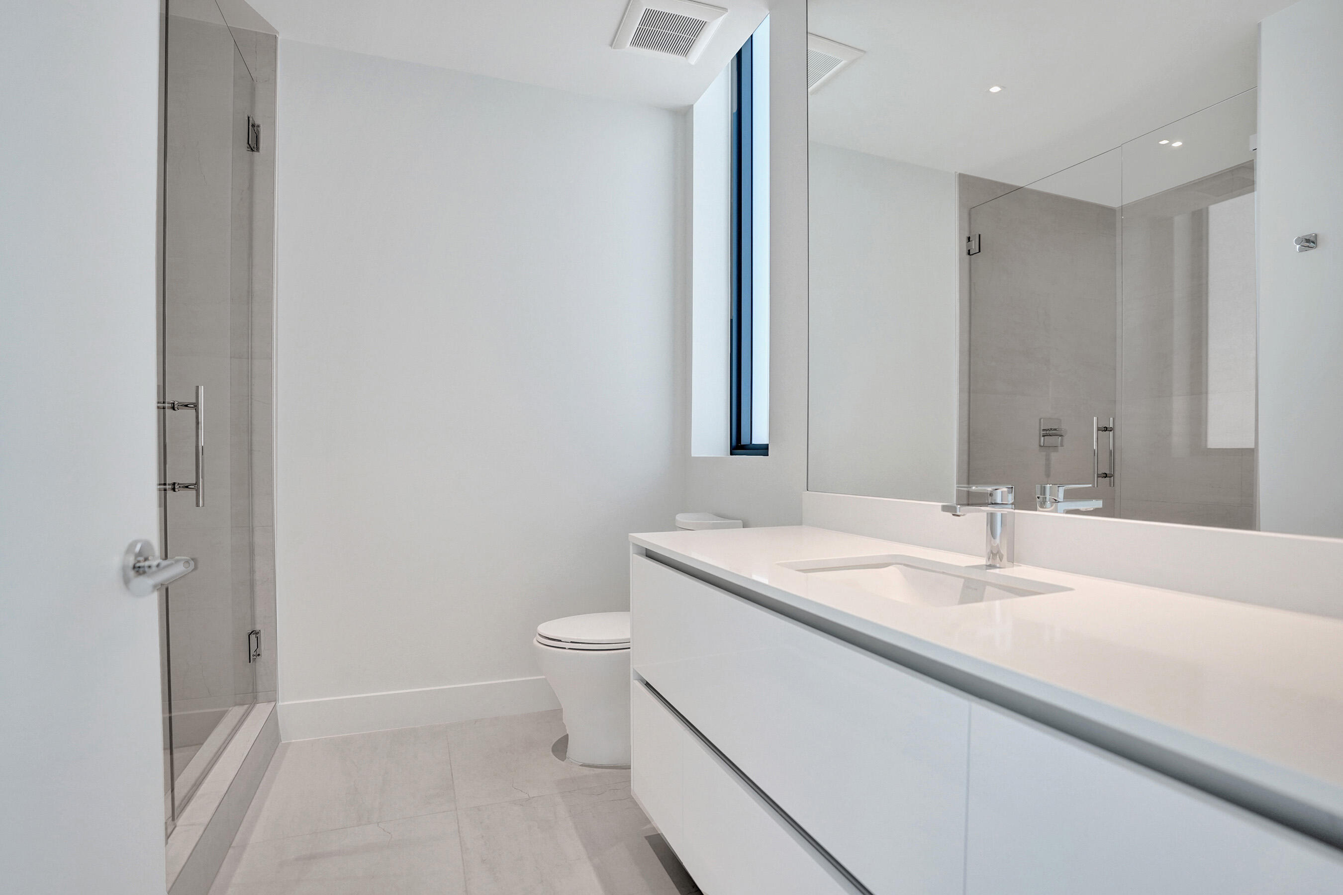 305 Briny #PH905, Pompano Beach FL 33062