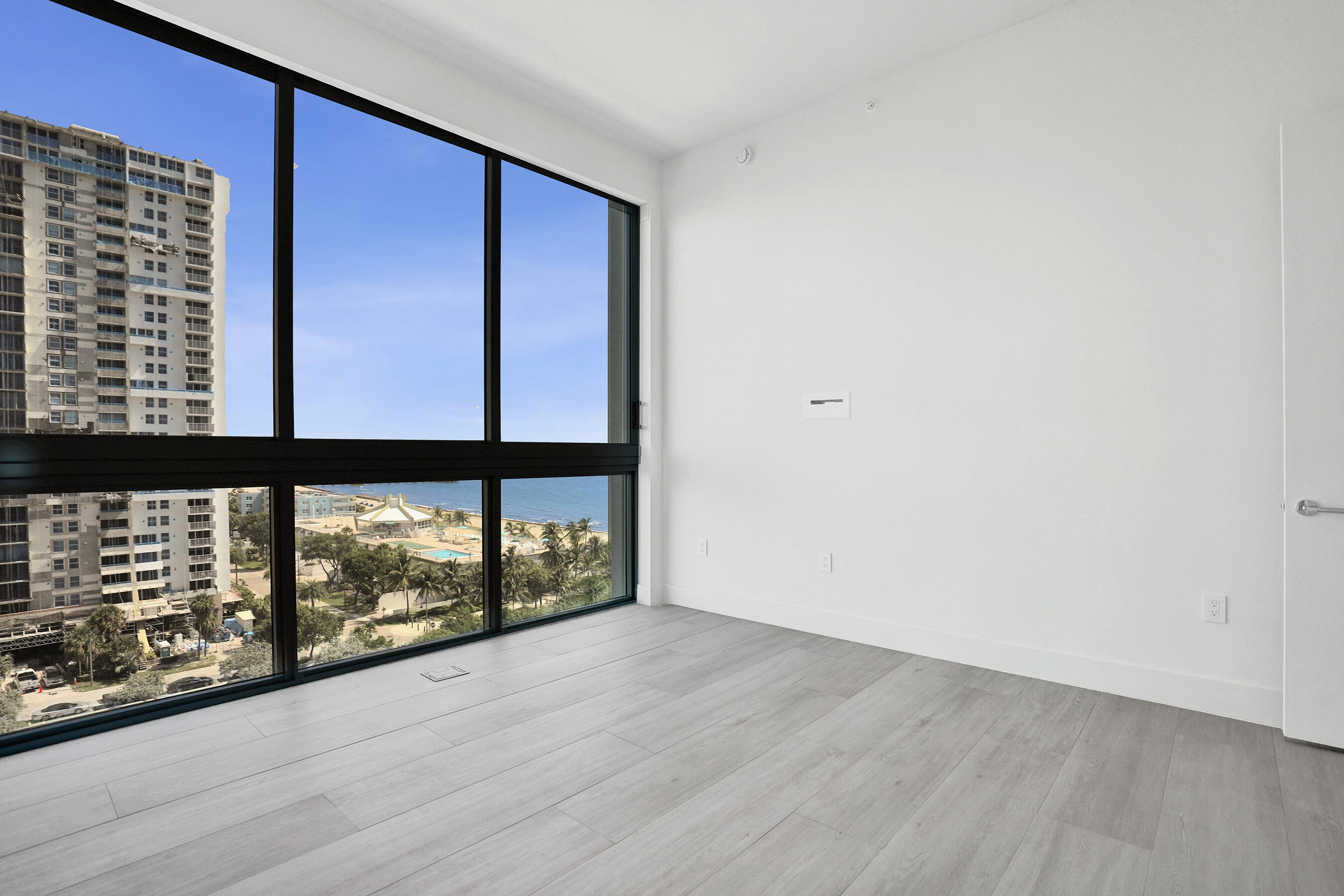 305 Briny #PH905, Pompano Beach FL 33062