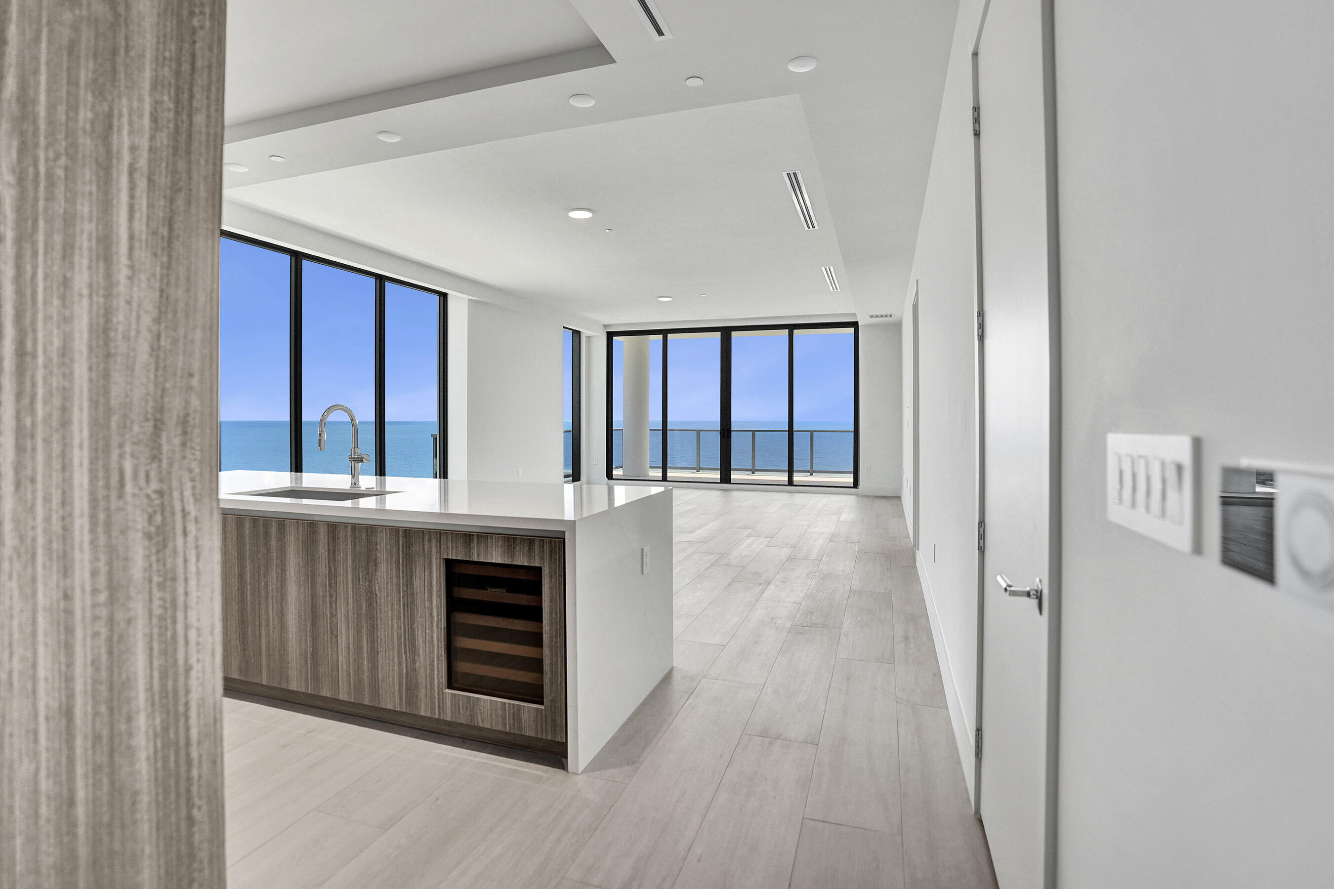305 Briny #PH905, Pompano Beach FL 33062