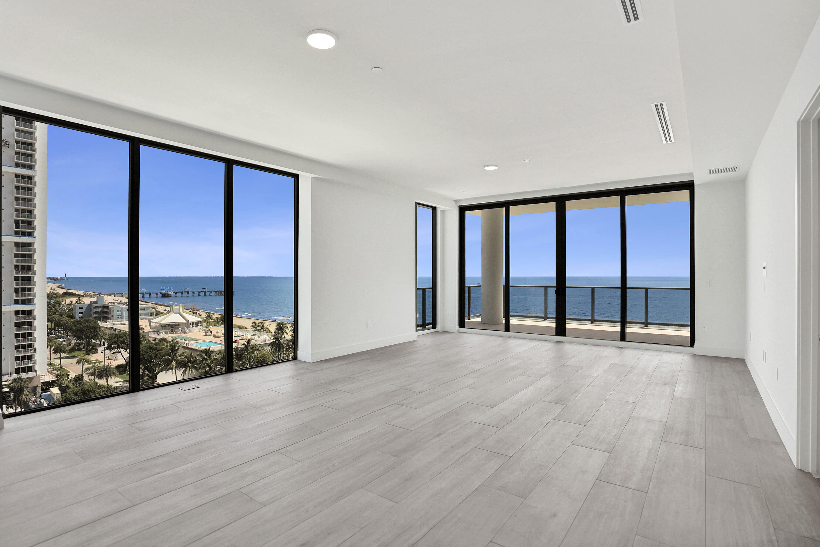 305 Briny #PH905, Pompano Beach FL 33062