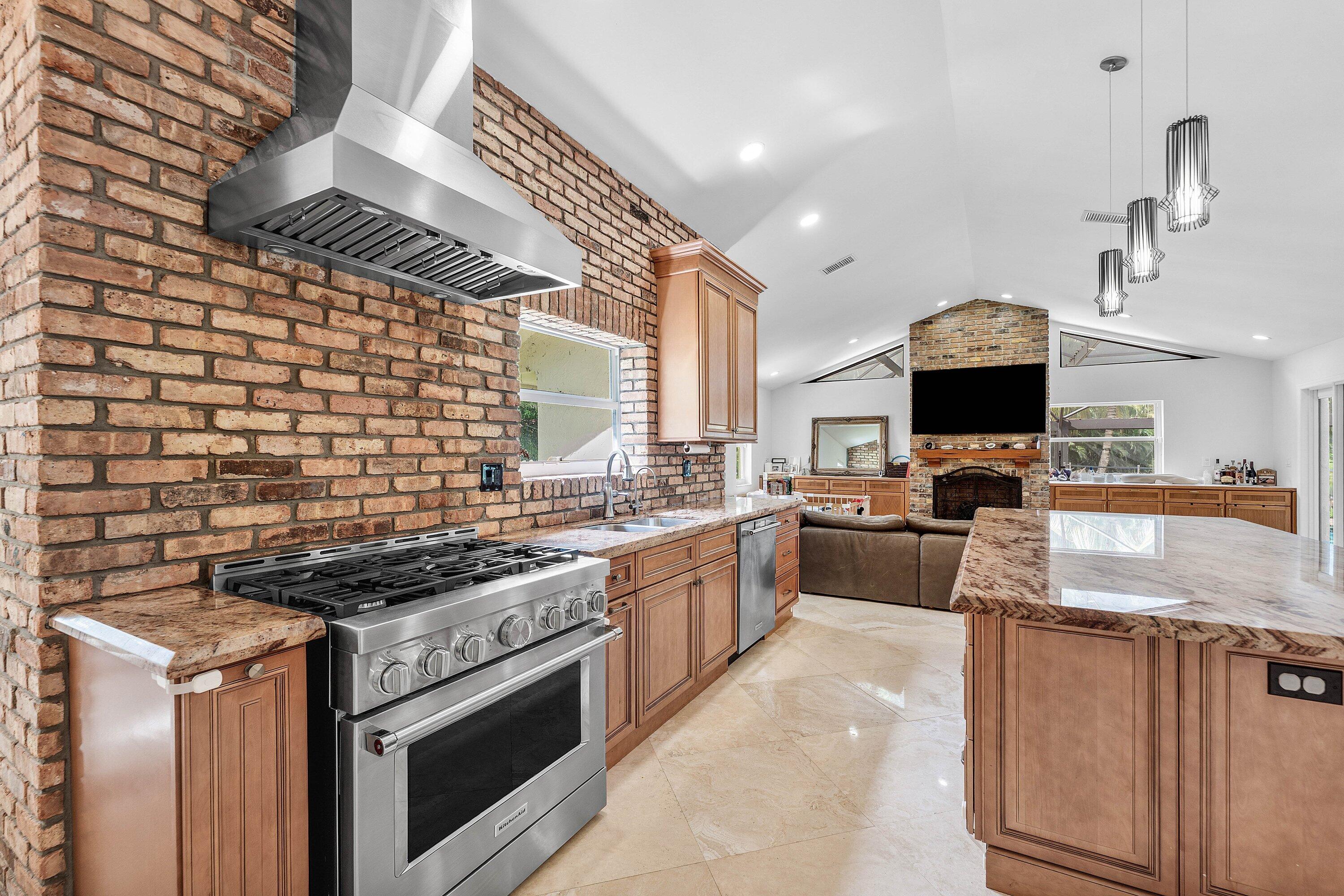 6911 ANNAPOLIS, Parkland FL 33067