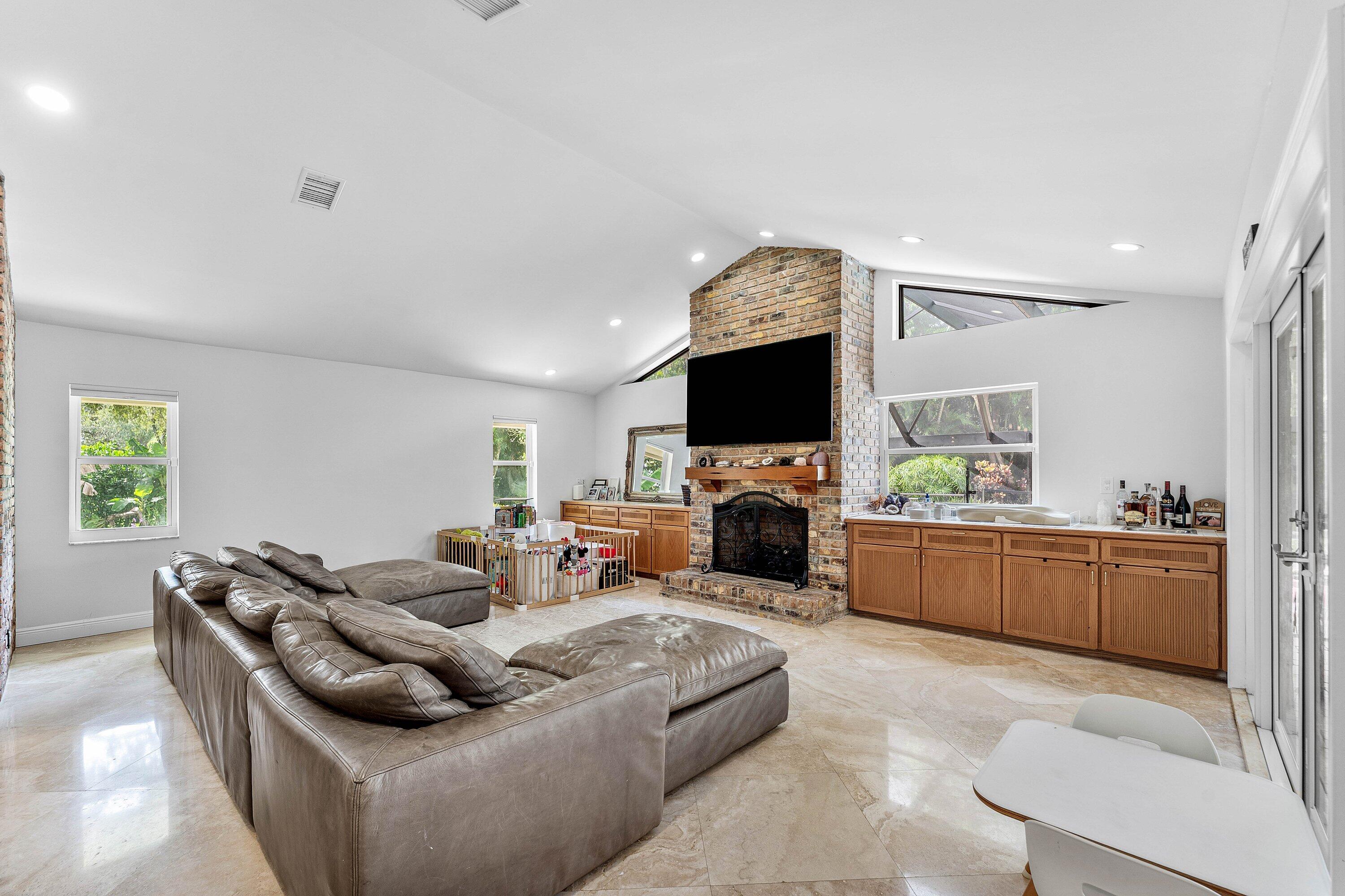 6911 ANNAPOLIS, Parkland FL 33067