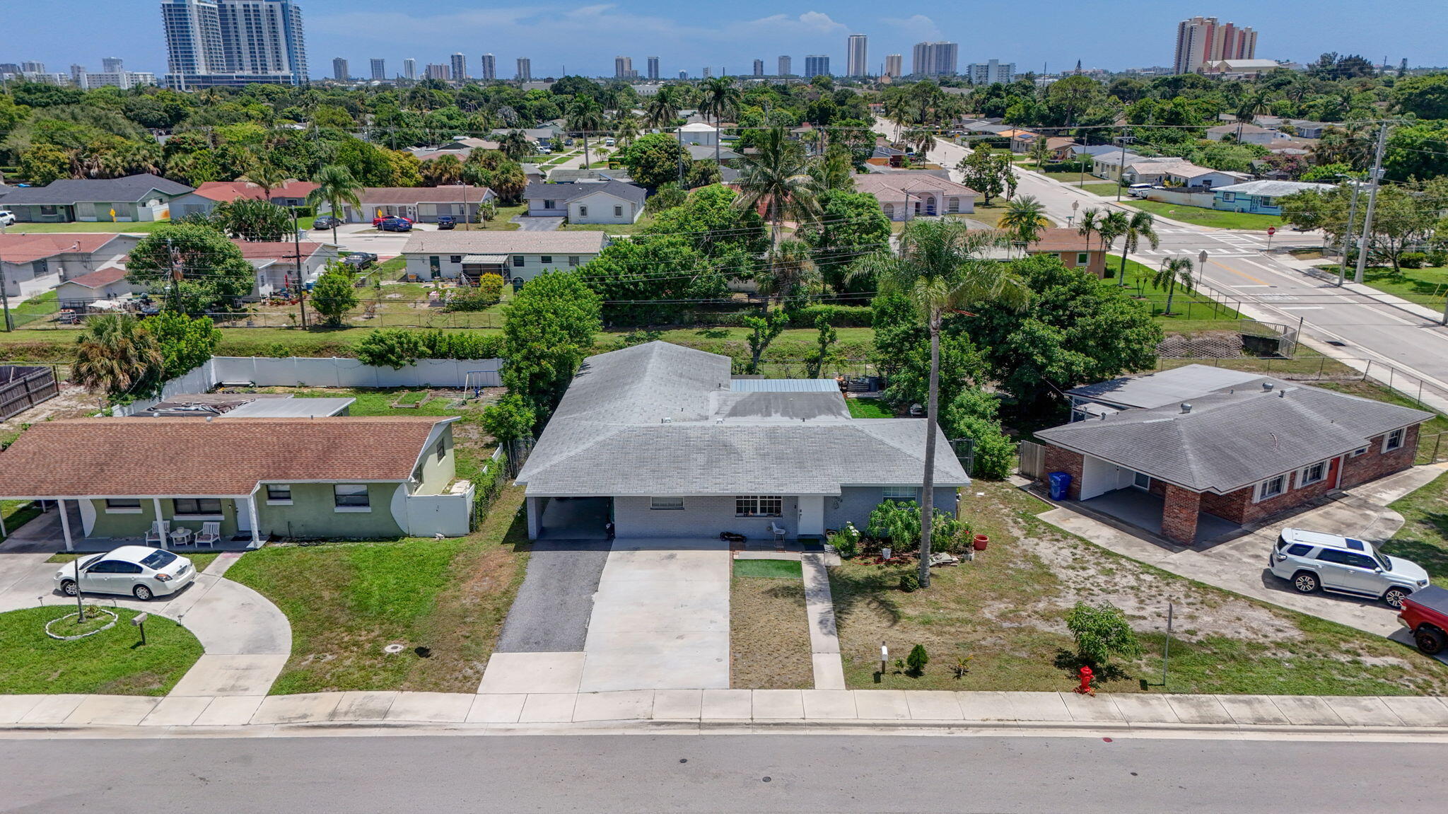 3408 E Avenue H, Riviera Beach FL 33404