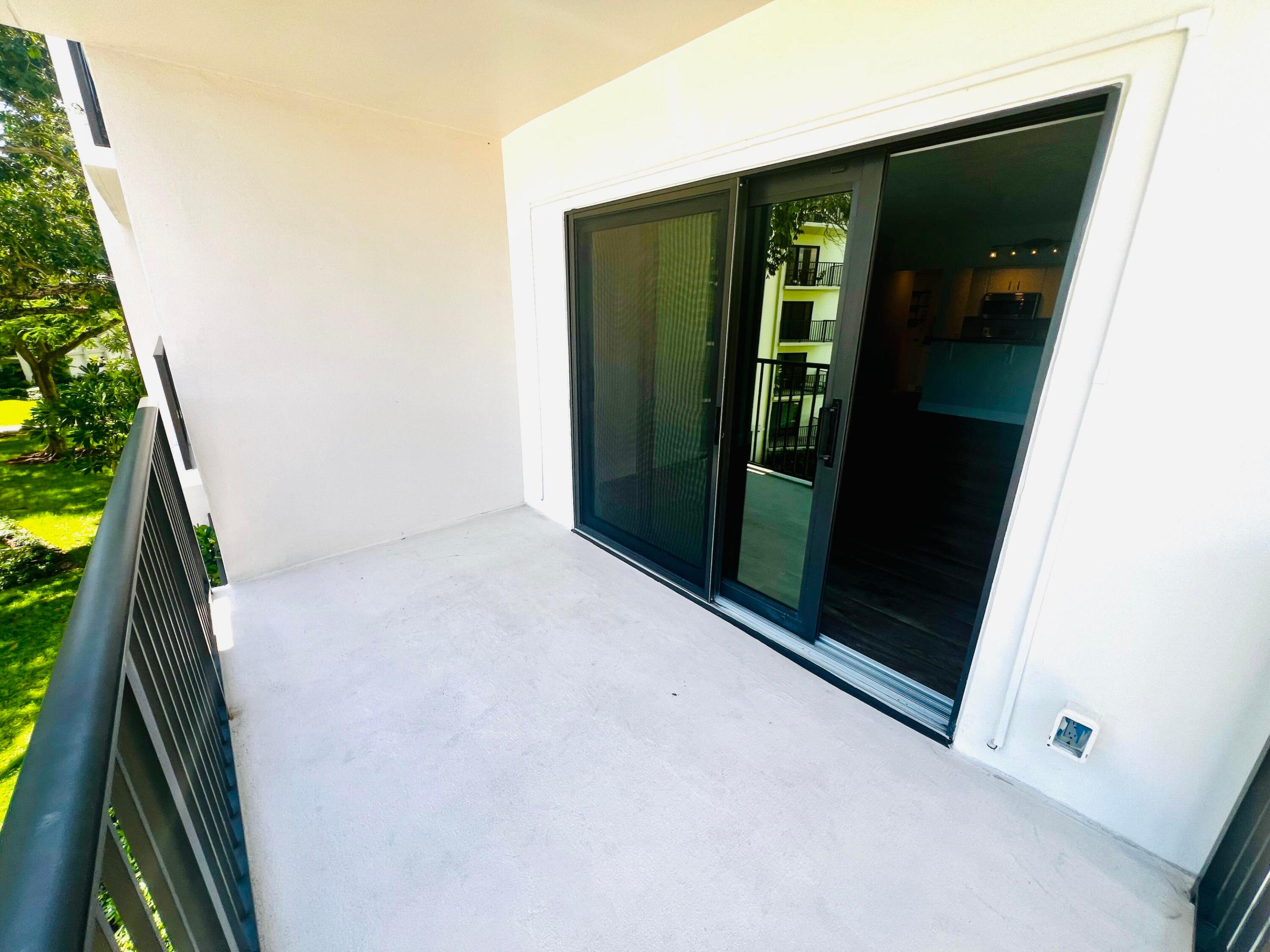 1000 River Reach #320, Fort Lauderdale FL 33315