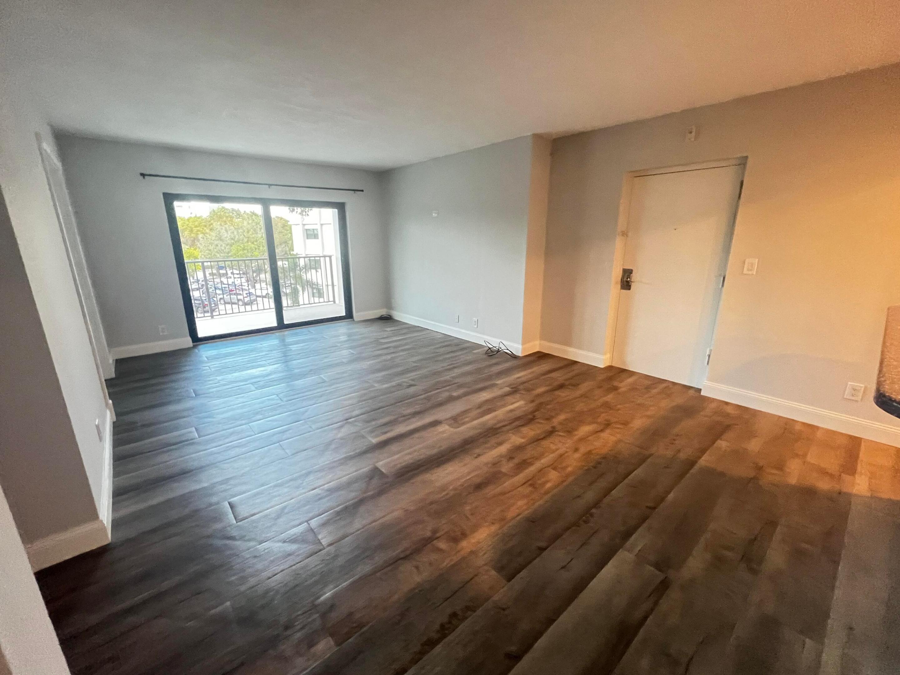1000 River Reach #320, Fort Lauderdale FL 33315