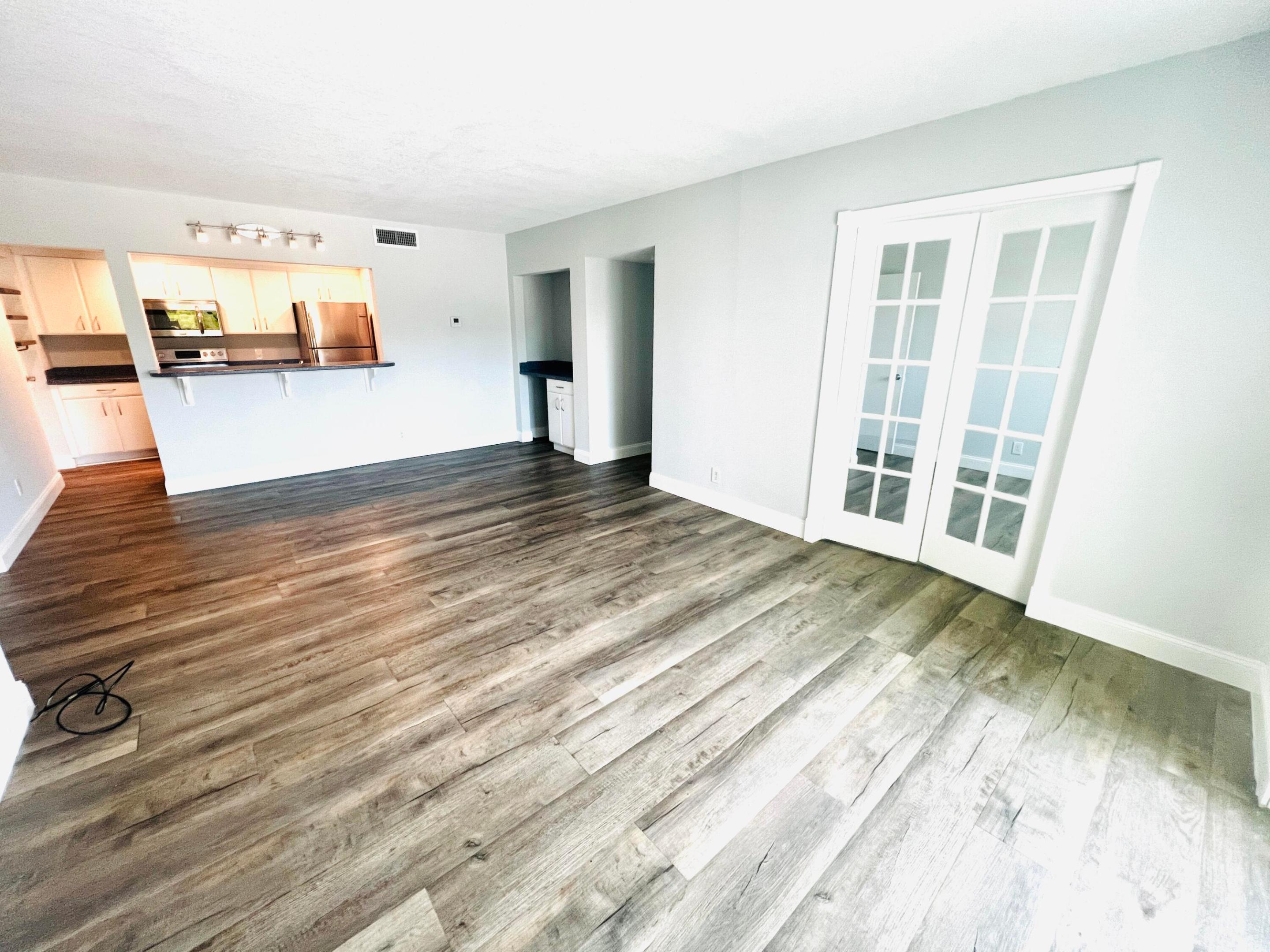 1000 River Reach #320, Fort Lauderdale FL 33315
