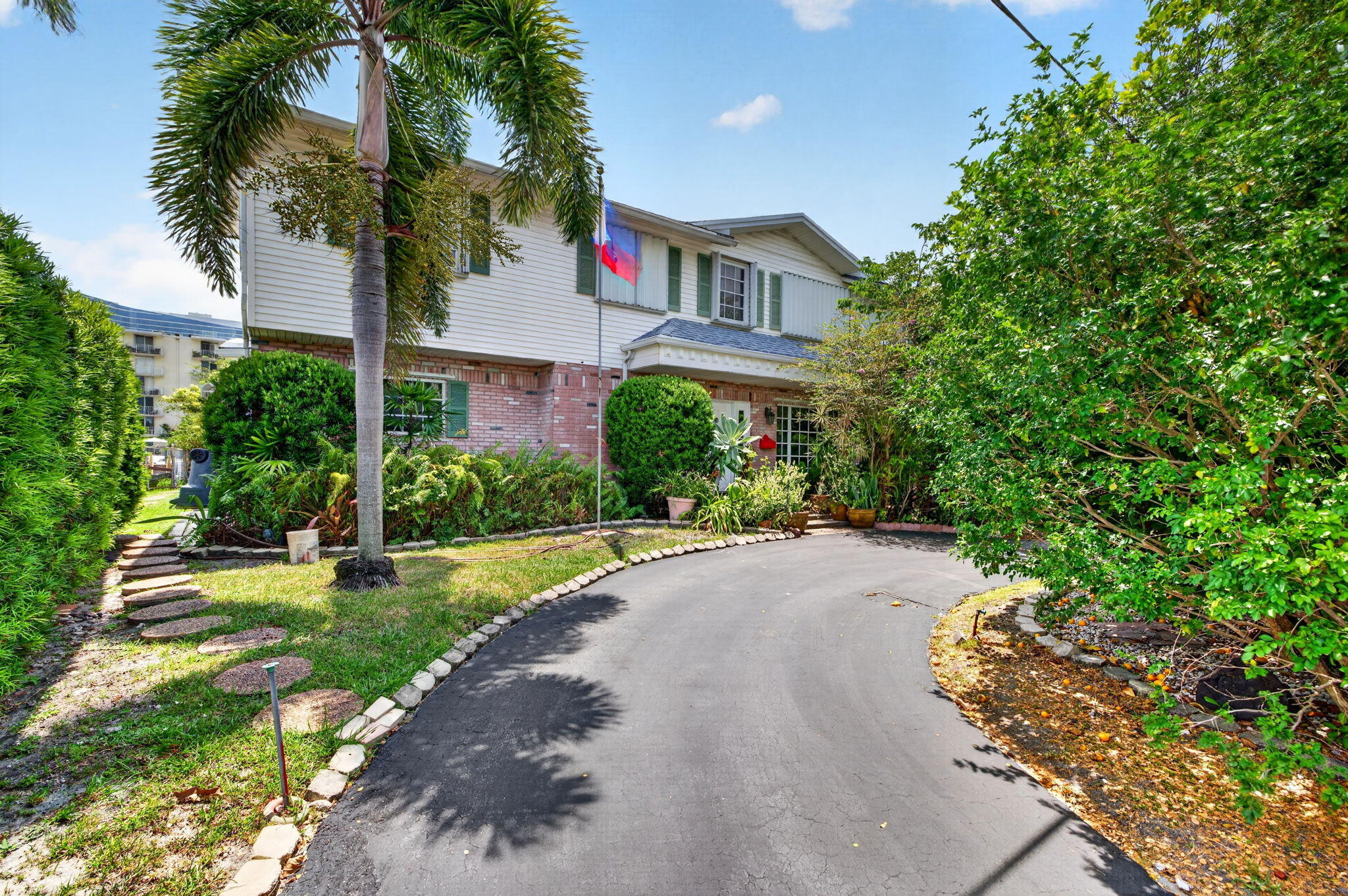 1636 SE 14TH, Fort Lauderdale FL 33316