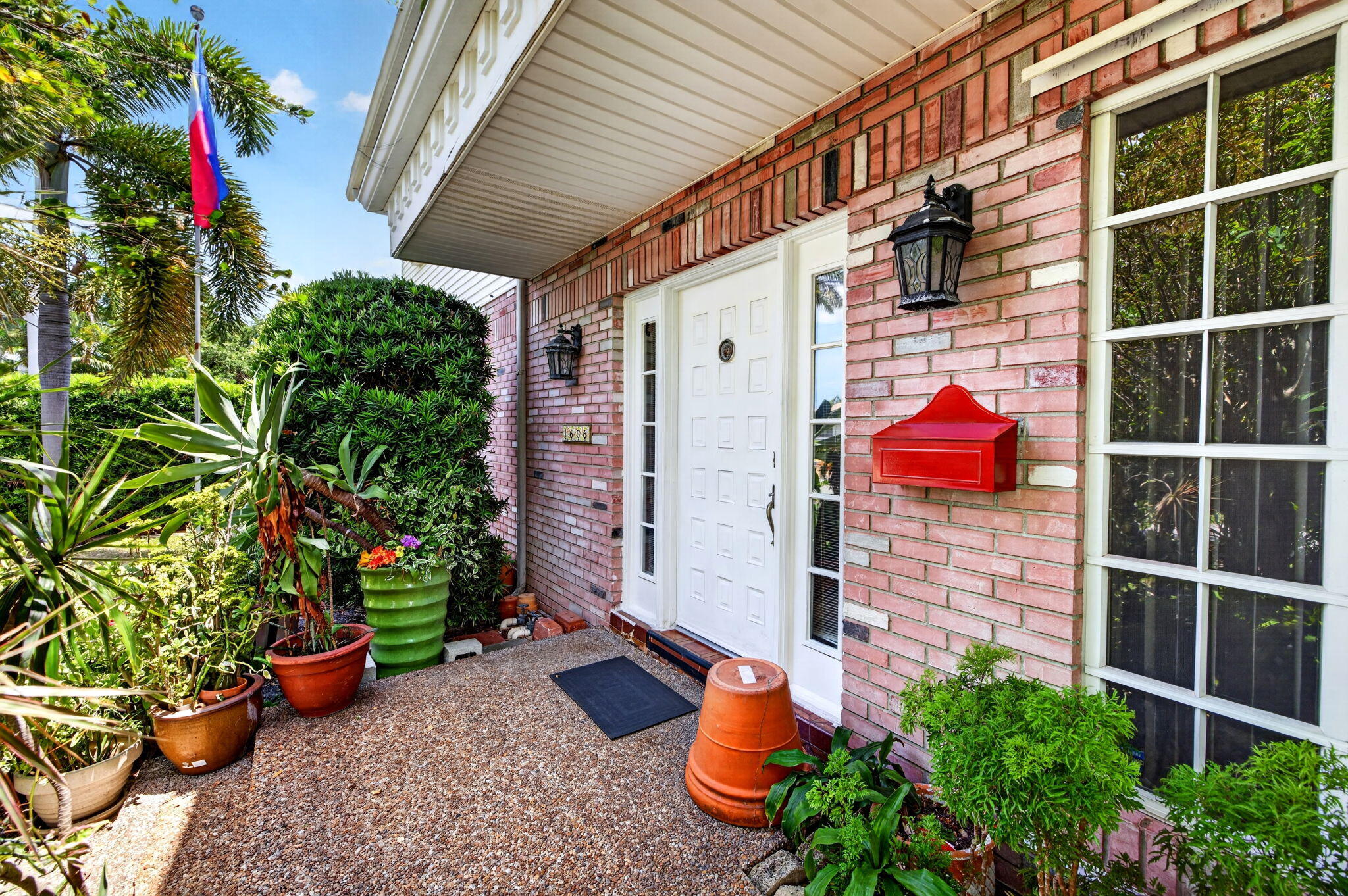 1636 SE 14TH, Fort Lauderdale FL 33316