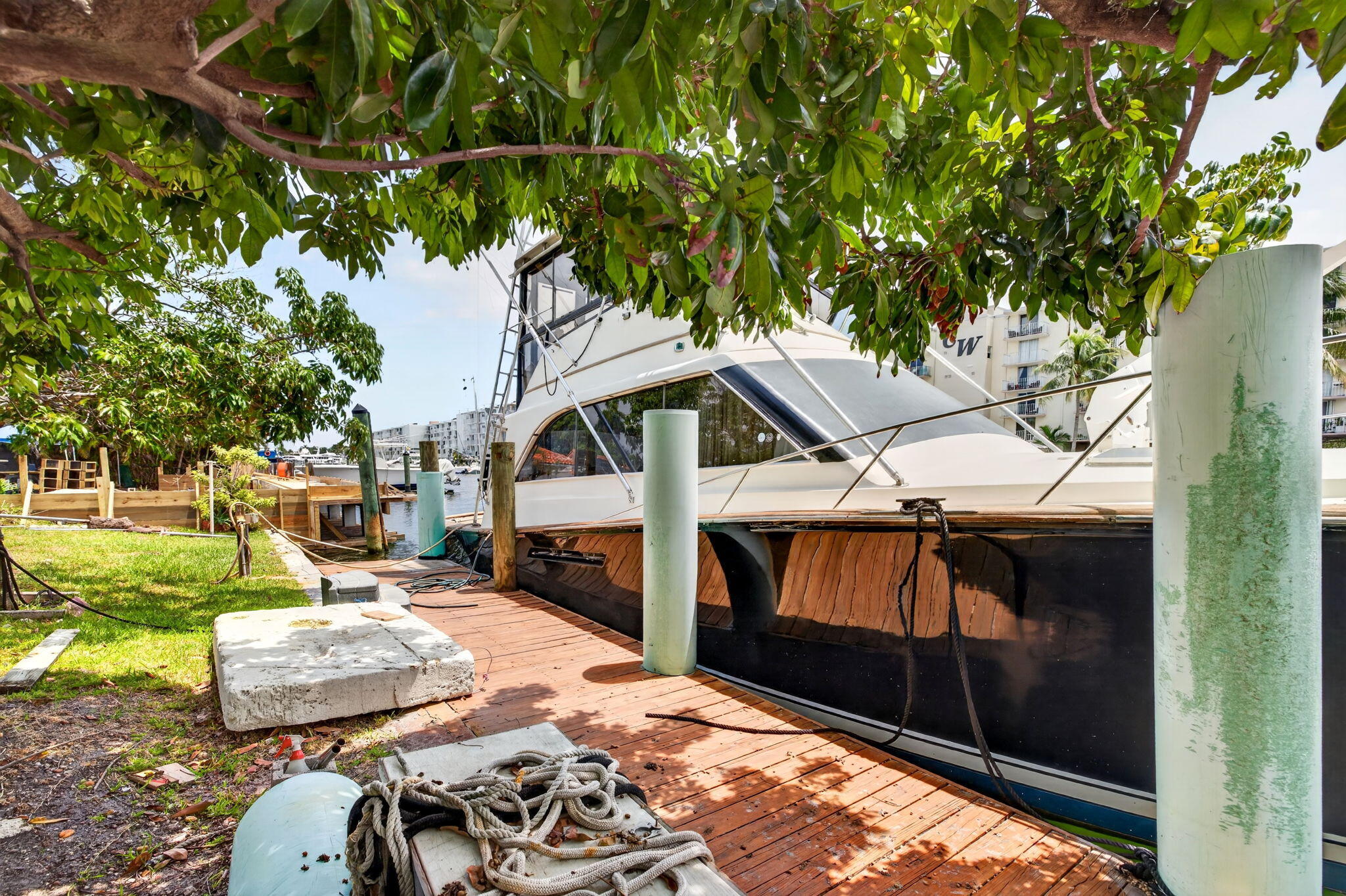 1636 SE 14TH, Fort Lauderdale FL 33316