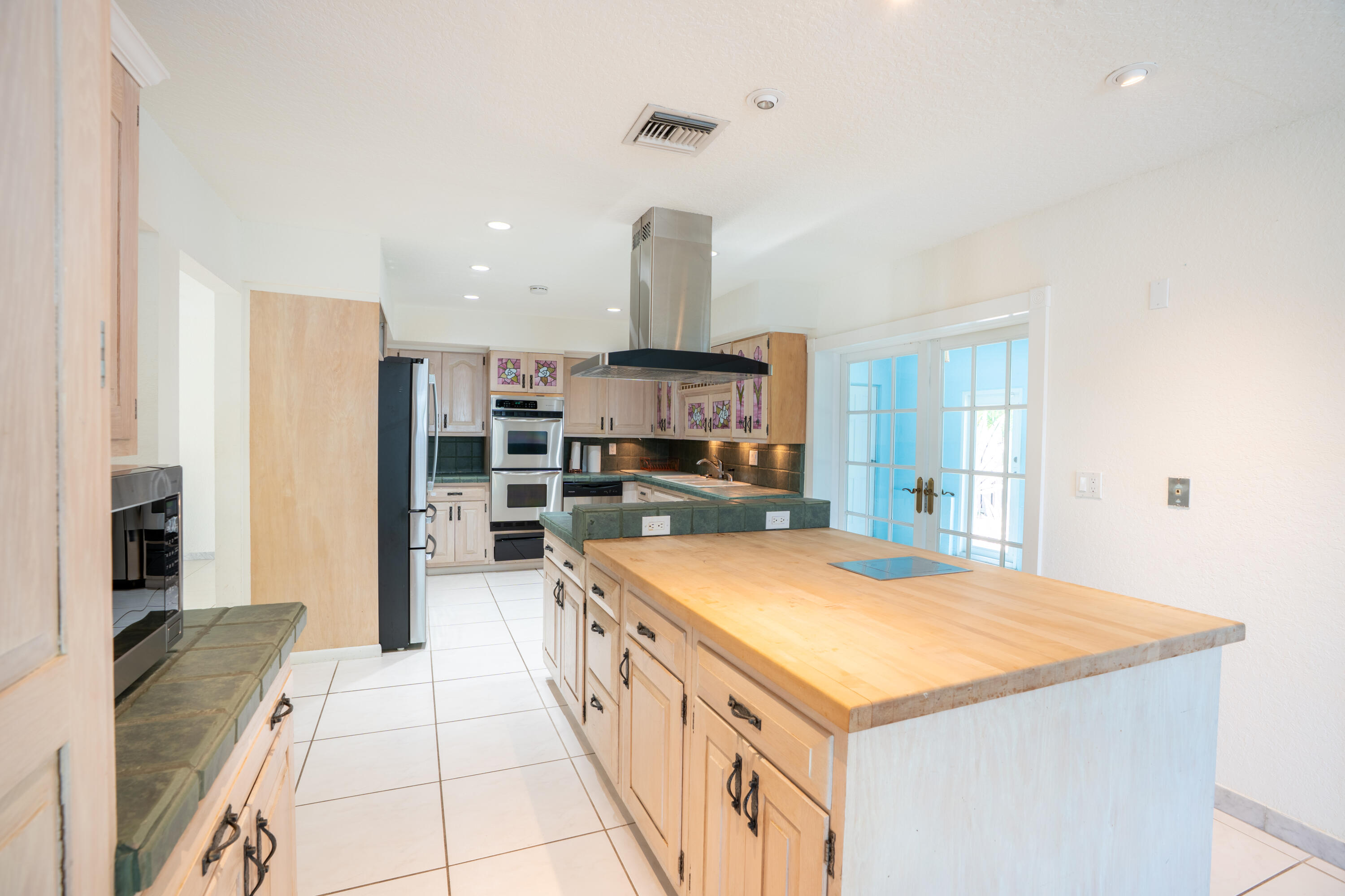 17 SE 8TH, Deerfield Beach FL 33441