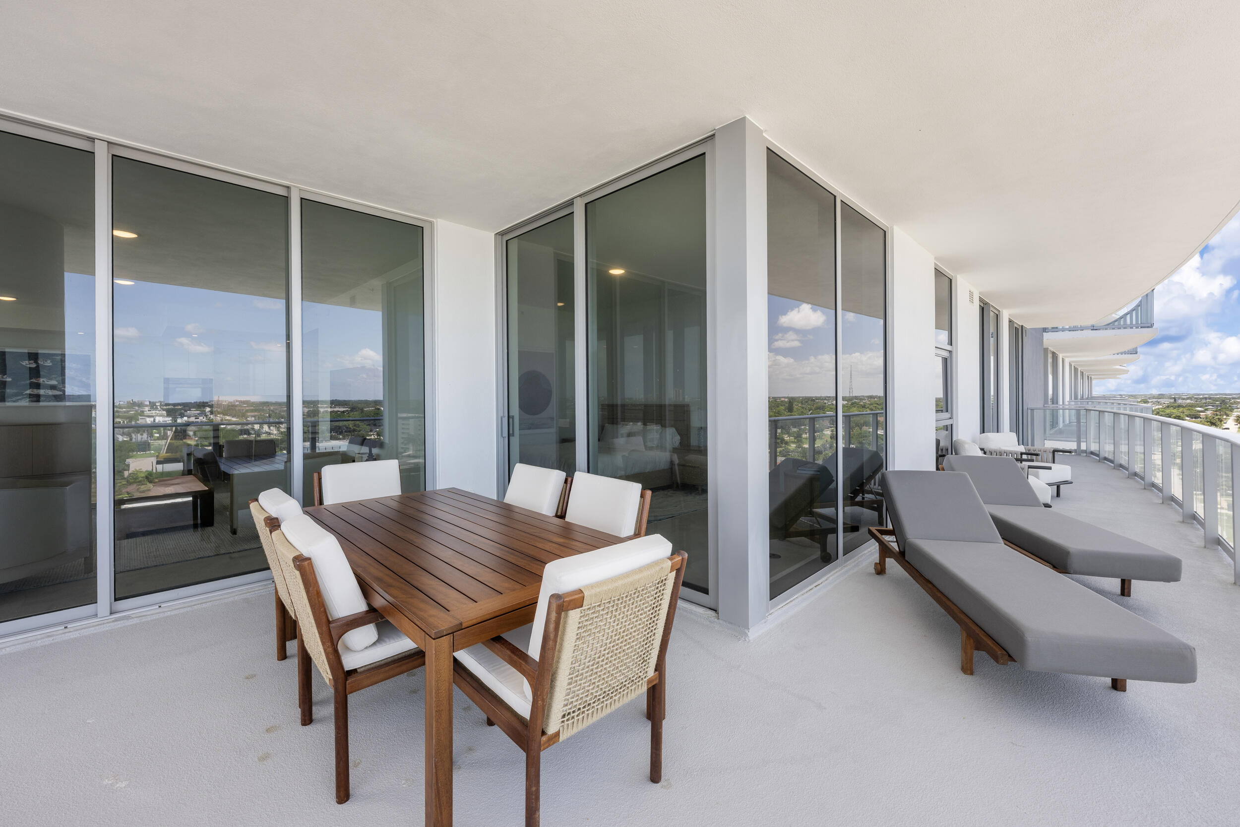 220 Lake Shore #1001, Lake Park FL 33403
