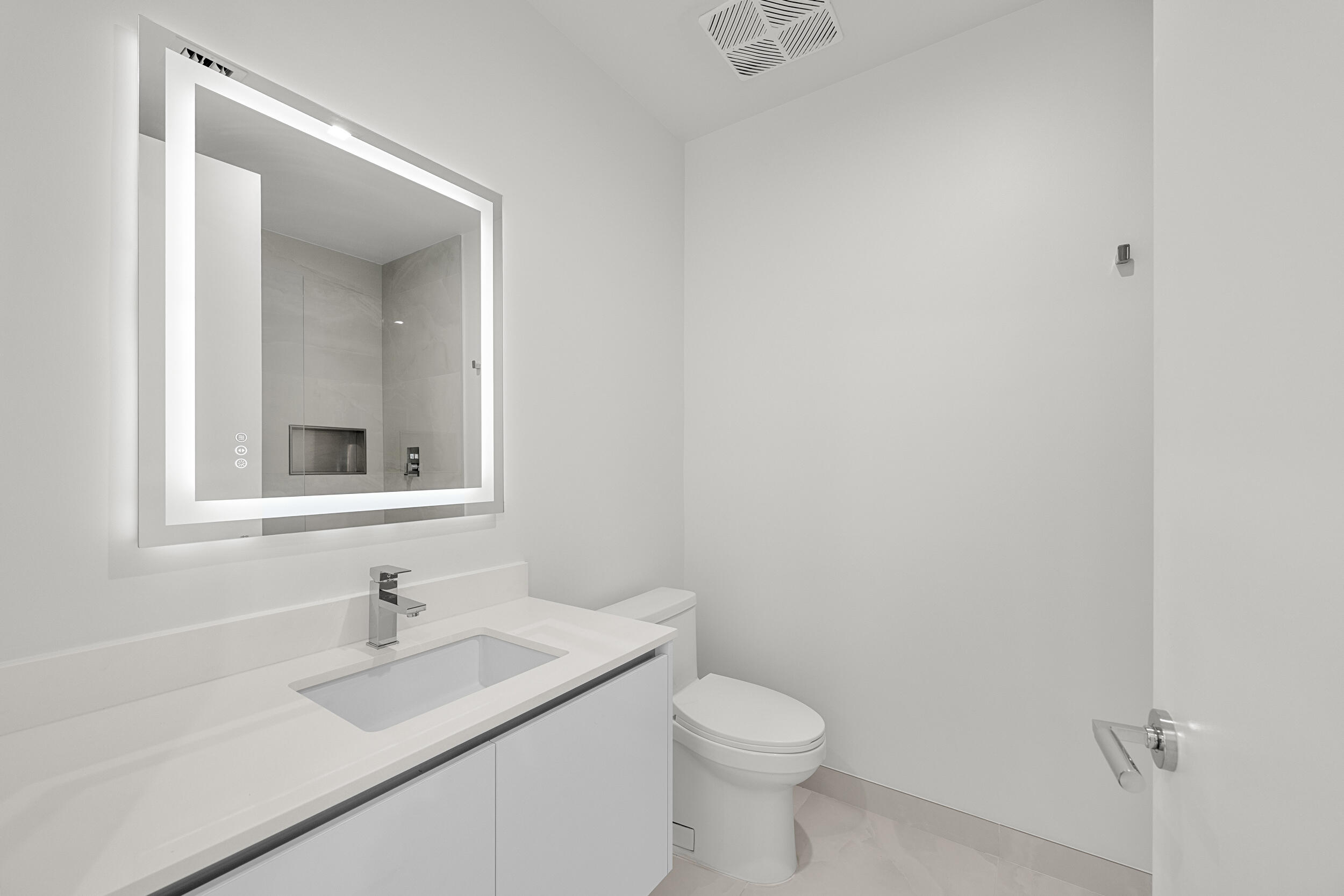 220 Lake Shore #1001, Lake Park FL 33403