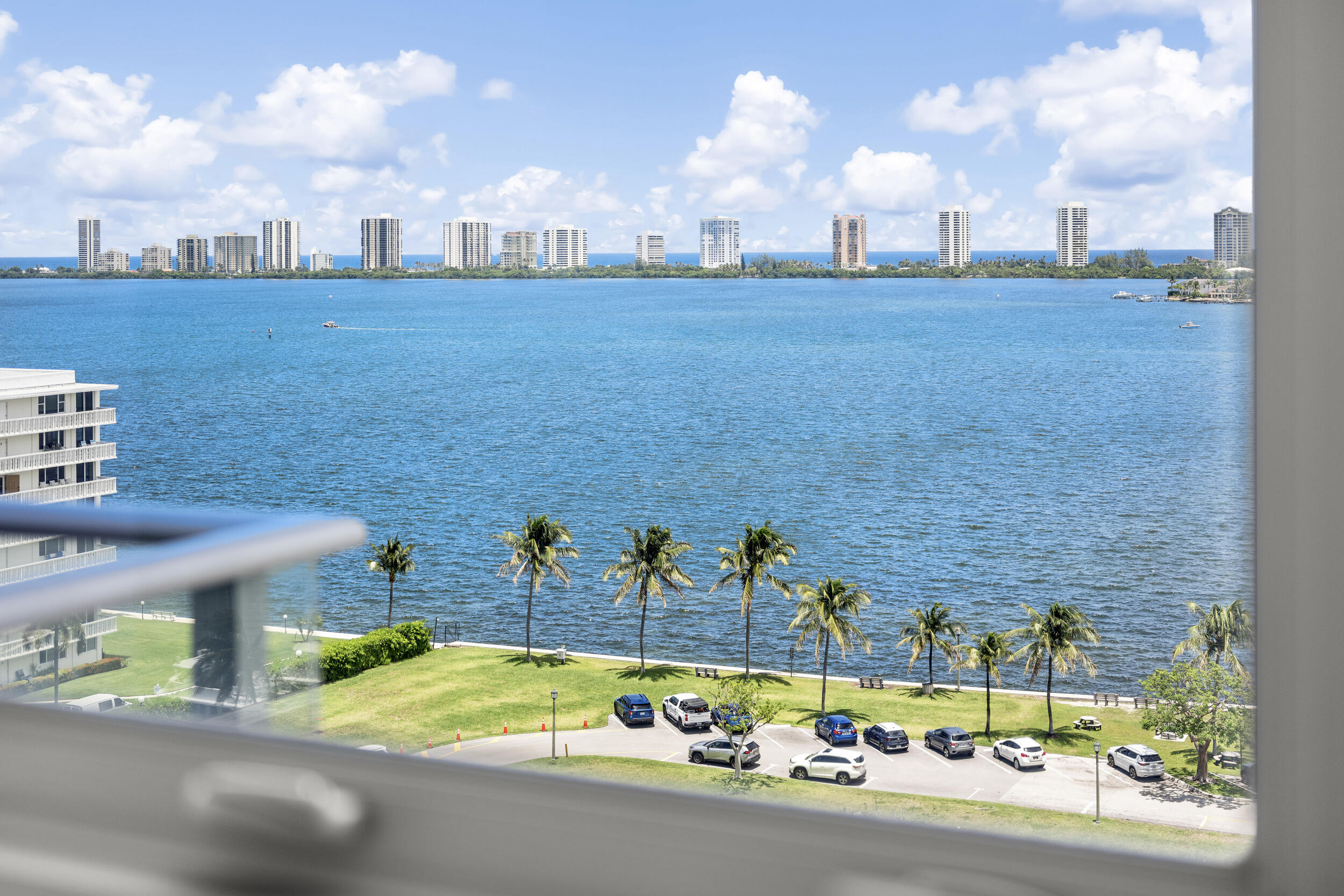 220 Lake Shore #1001, Lake Park FL 33403