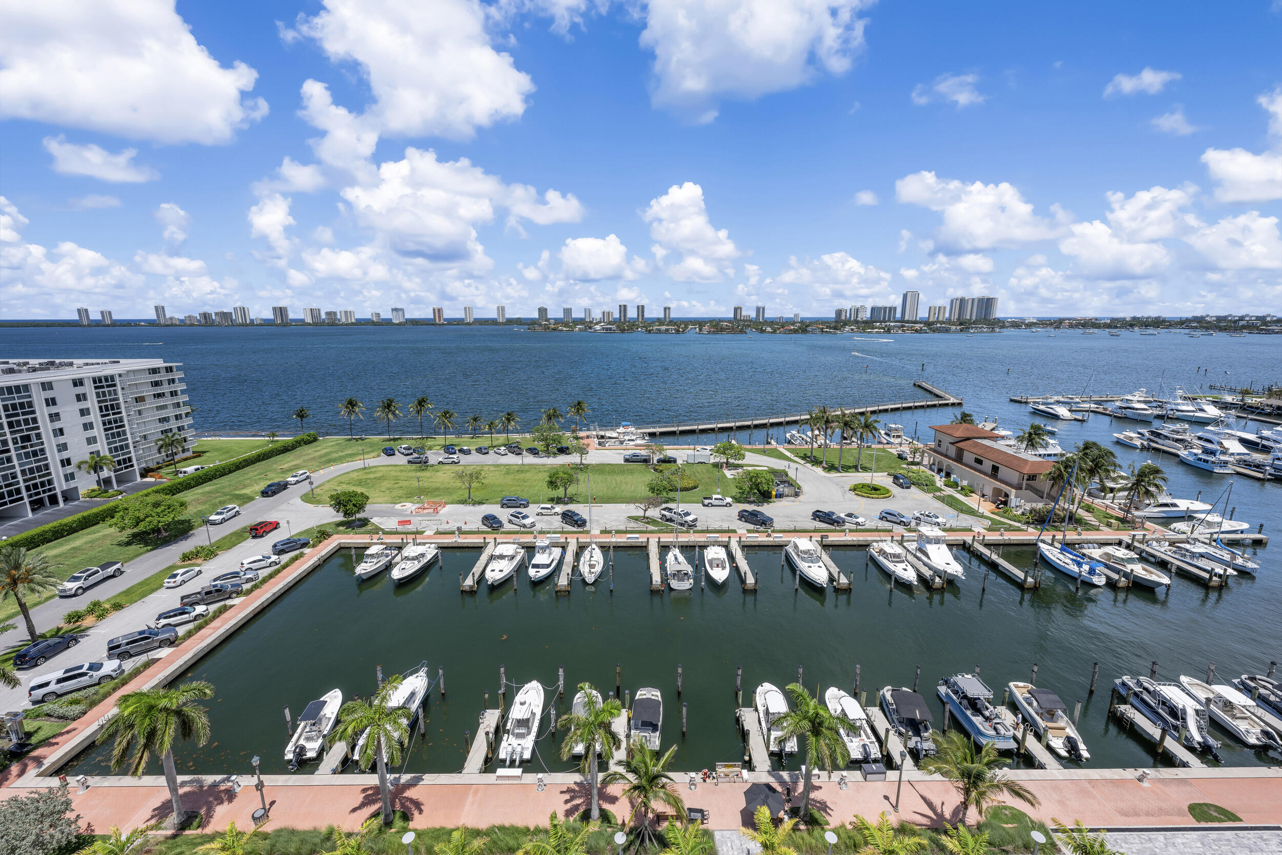220 Lake Shore #1001, Lake Park FL 33403