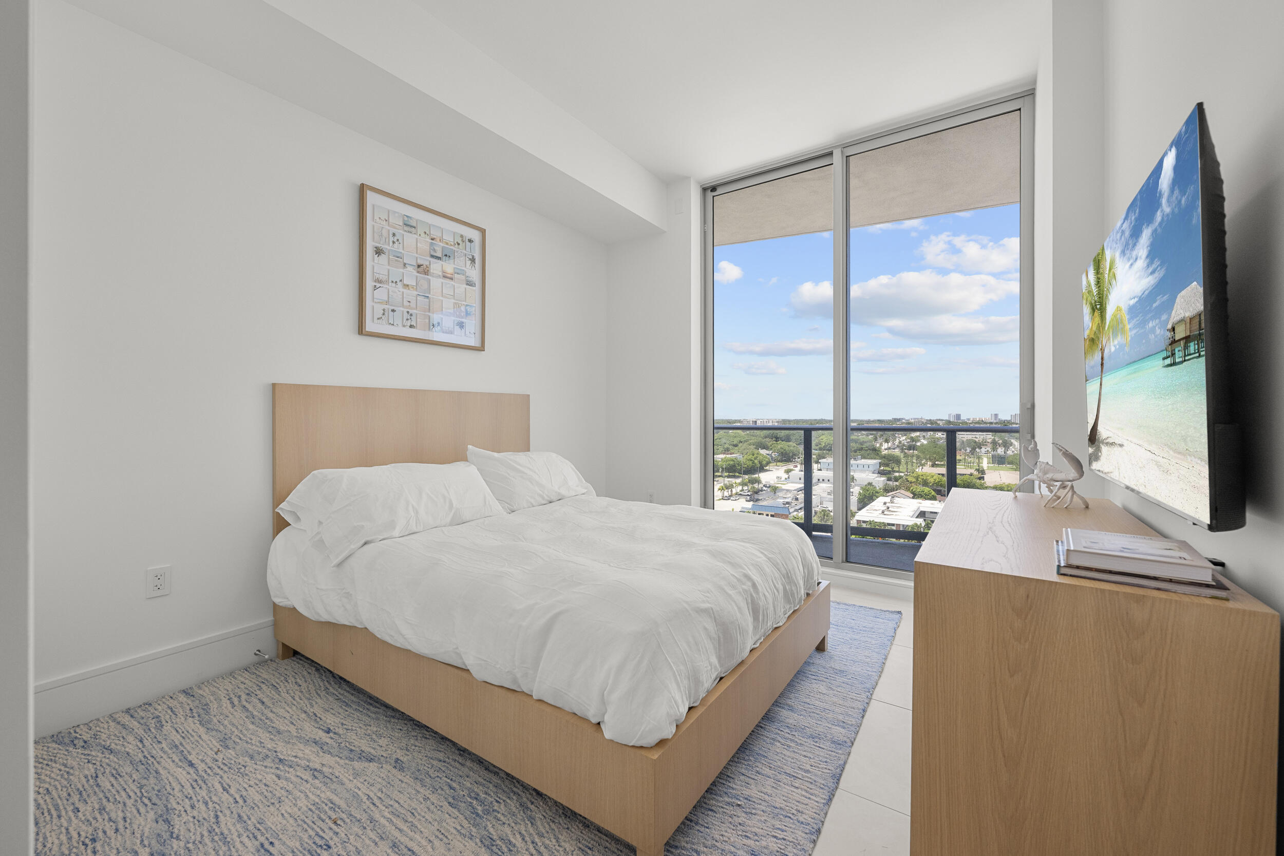 220 Lake Shore #1001, Lake Park FL 33403
