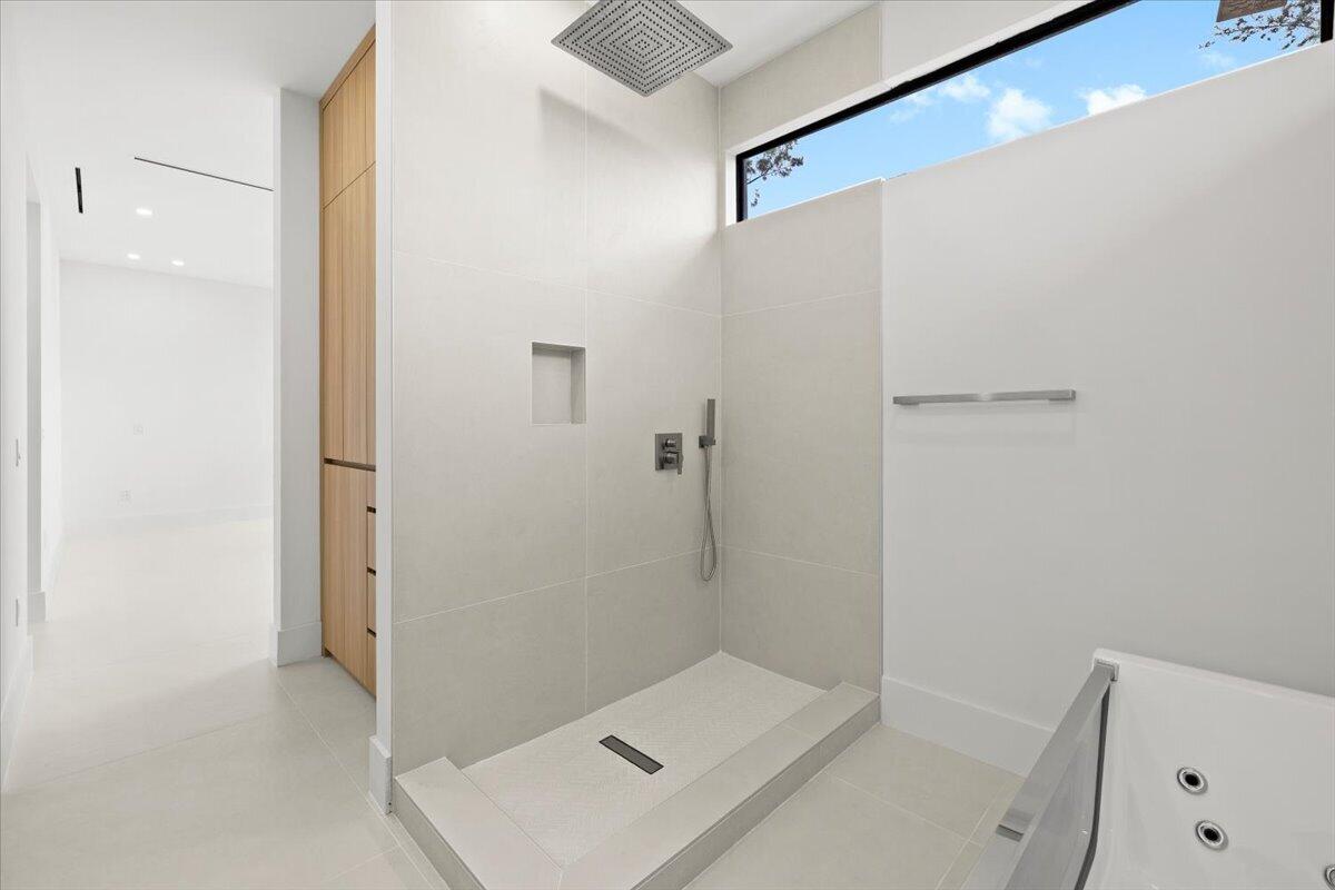 201 NW 14TH, Dania Beach FL 33004