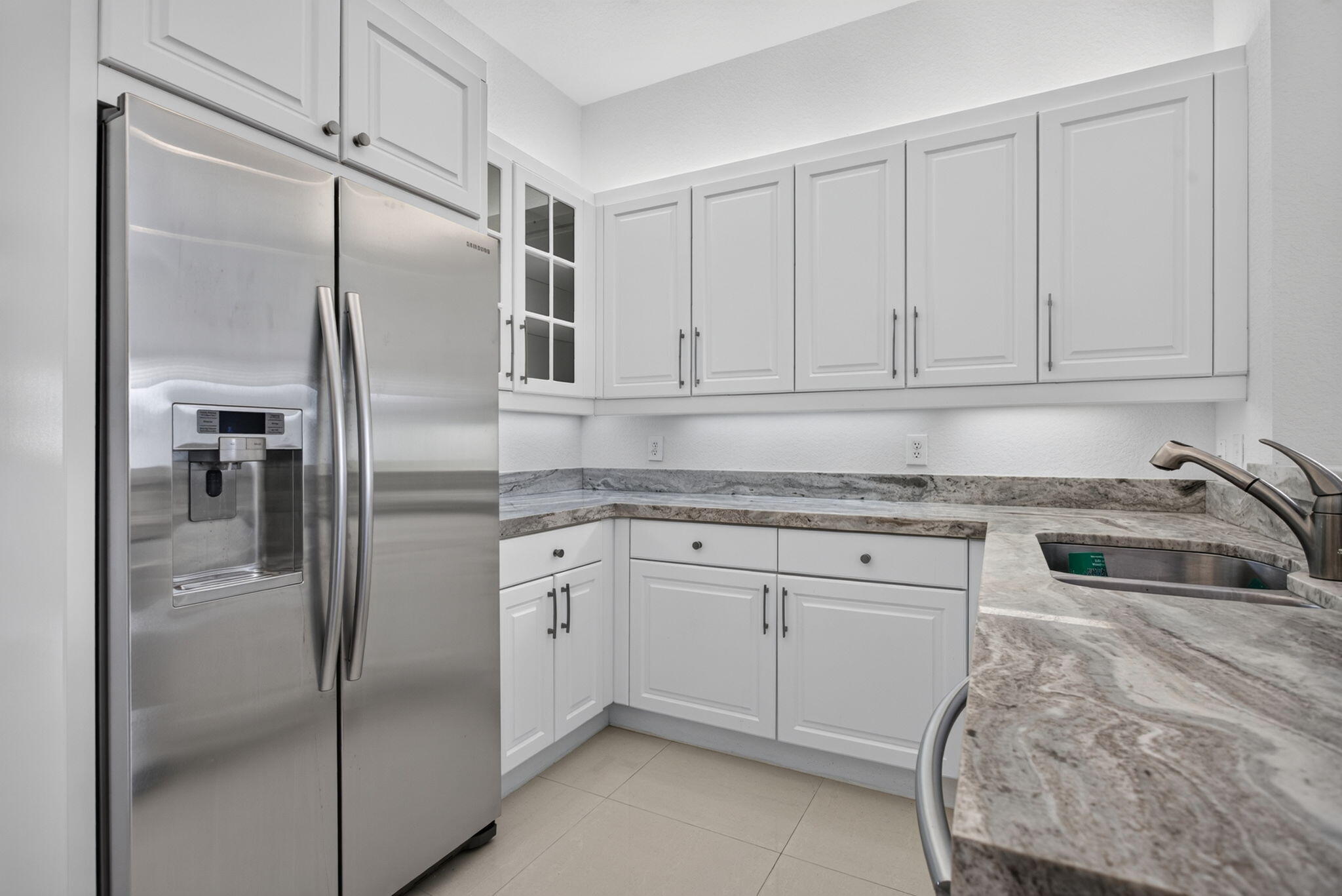 7940 Exeter #201, Tamarac FL 33321