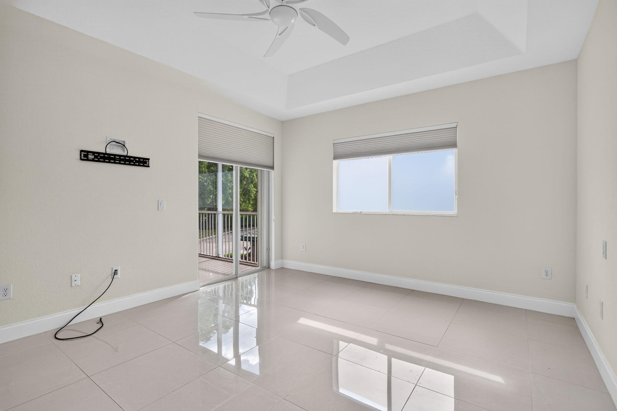 7940 Exeter #201, Tamarac FL 33321