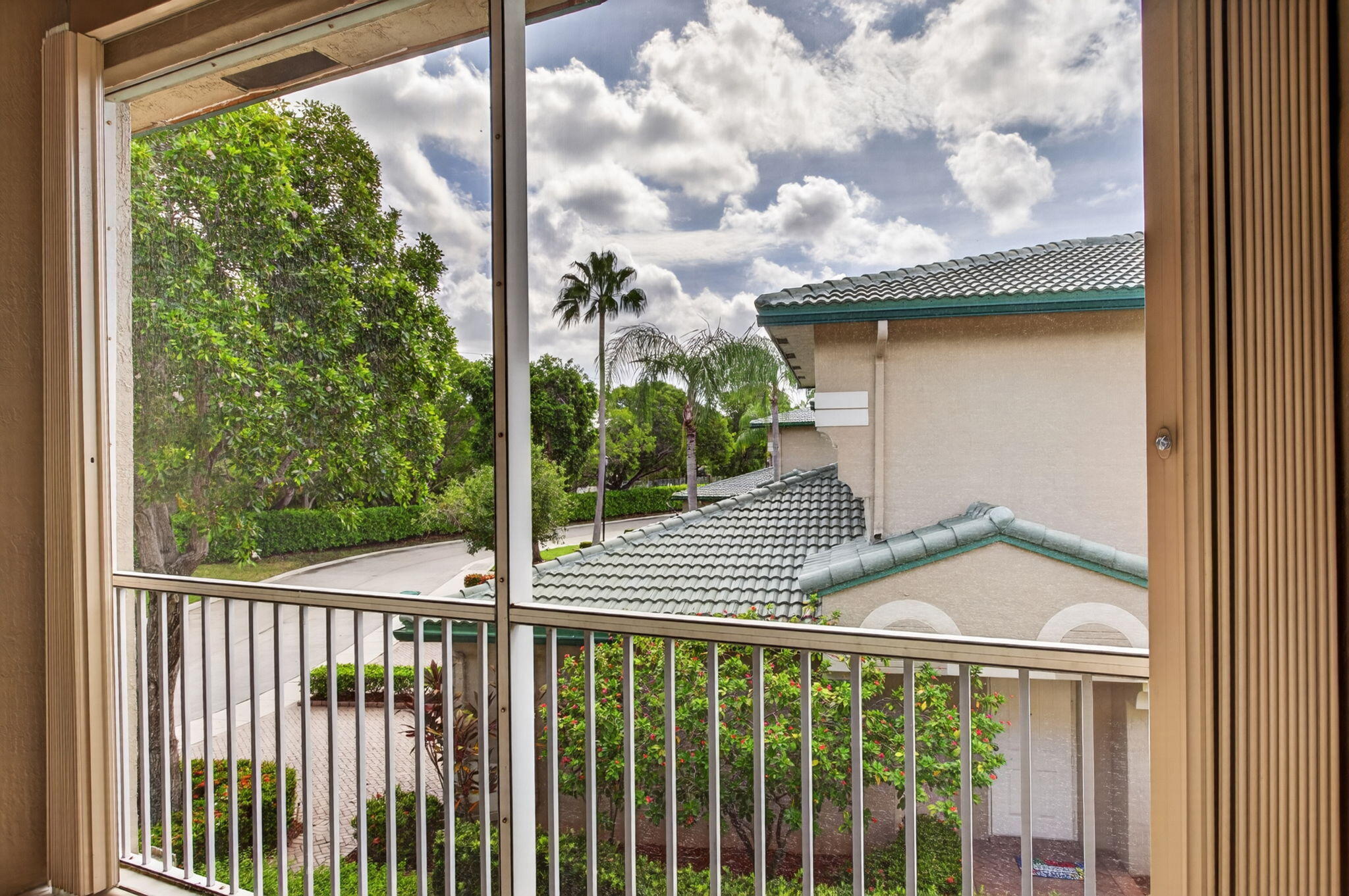 7940 Exeter #201, Tamarac FL 33321