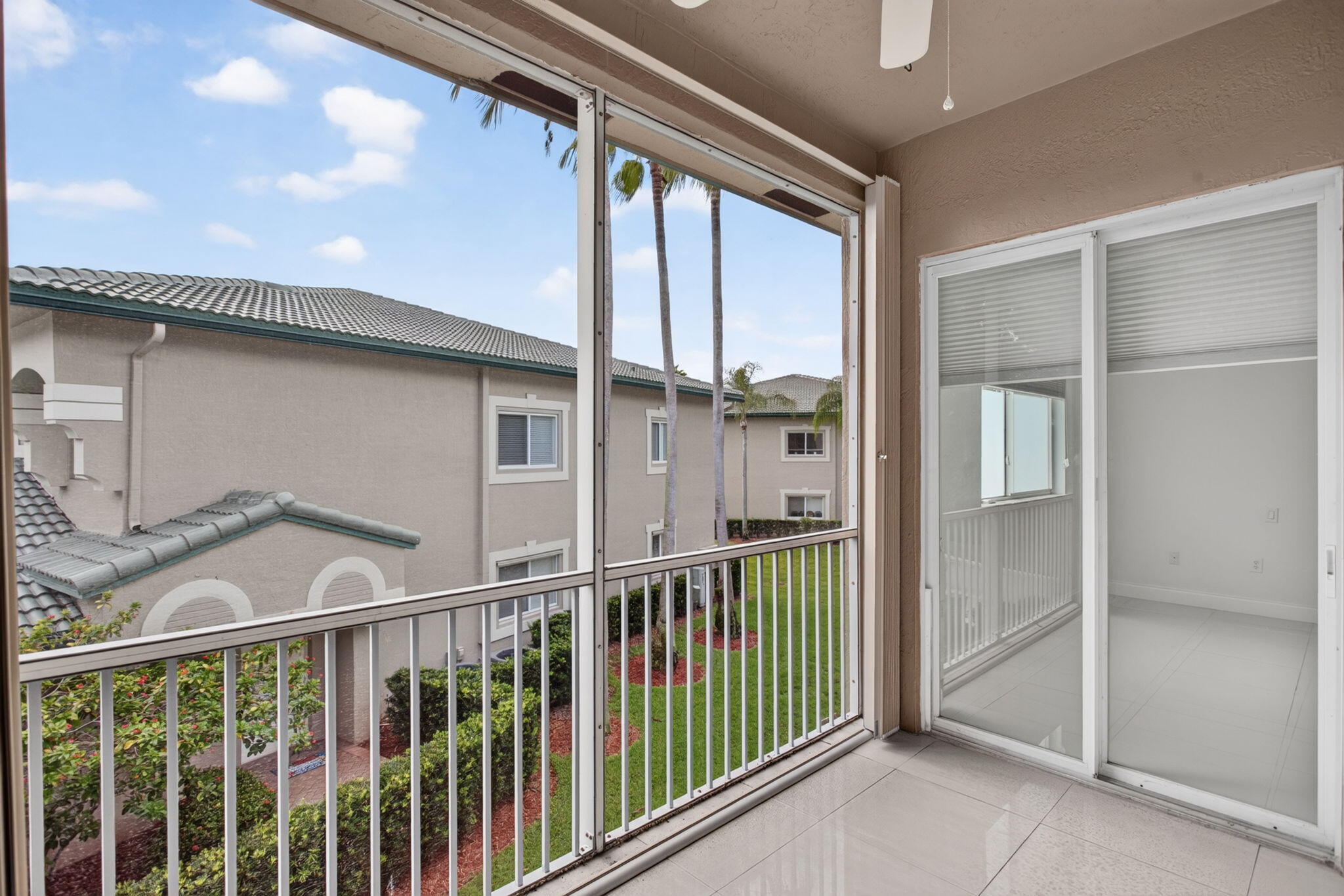 7940 Exeter #201, Tamarac FL 33321