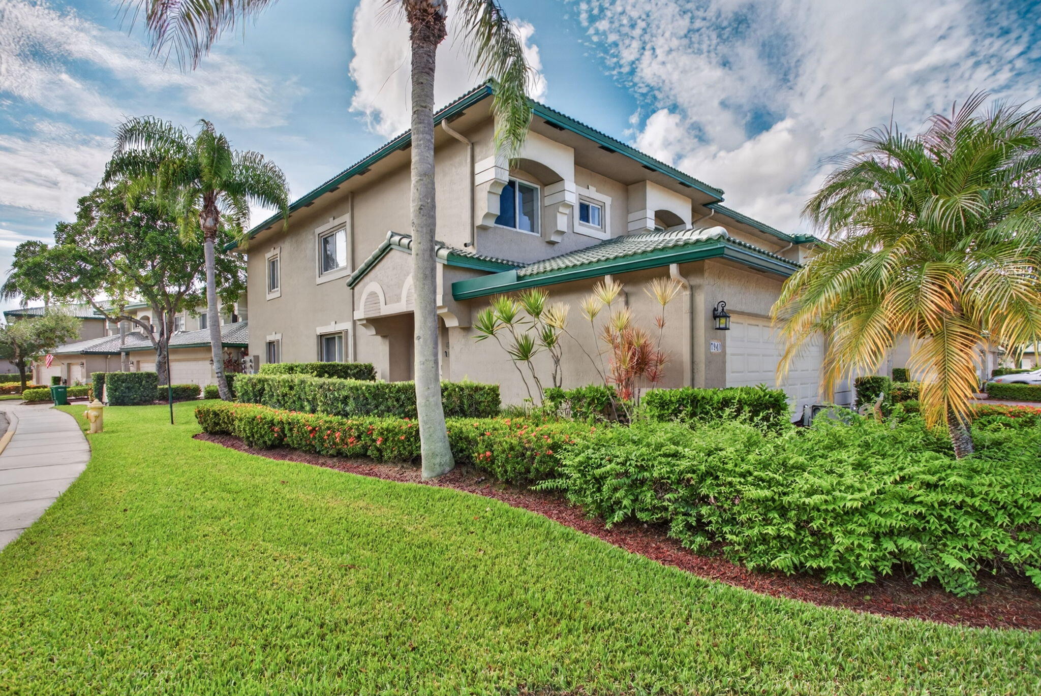 7940 Exeter #201, Tamarac FL 33321