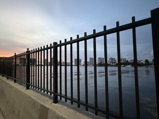 250 NE 181st #406, Sunny Isles Beach FL 33160