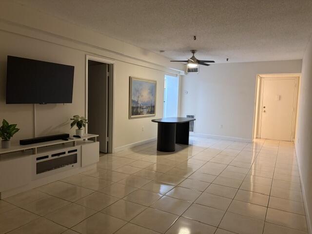 250 NE 181st #406, Sunny Isles Beach FL 33160