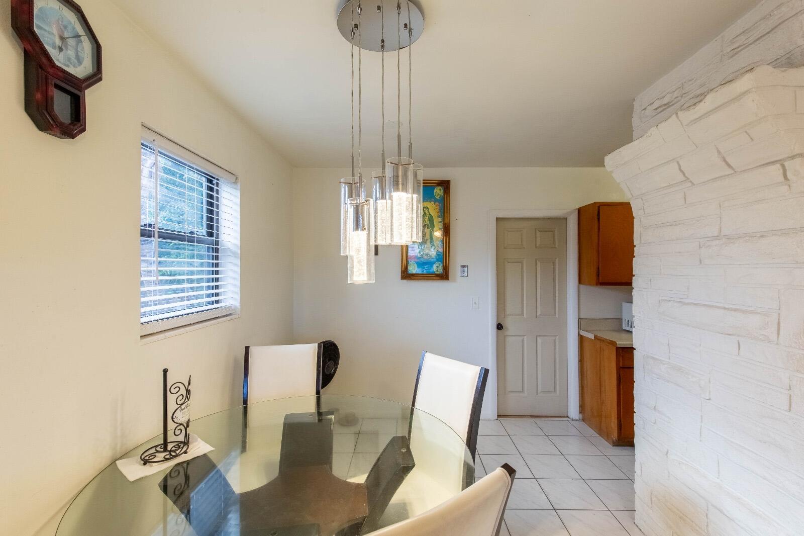 172 JAMAICA, Palm Springs FL 33461