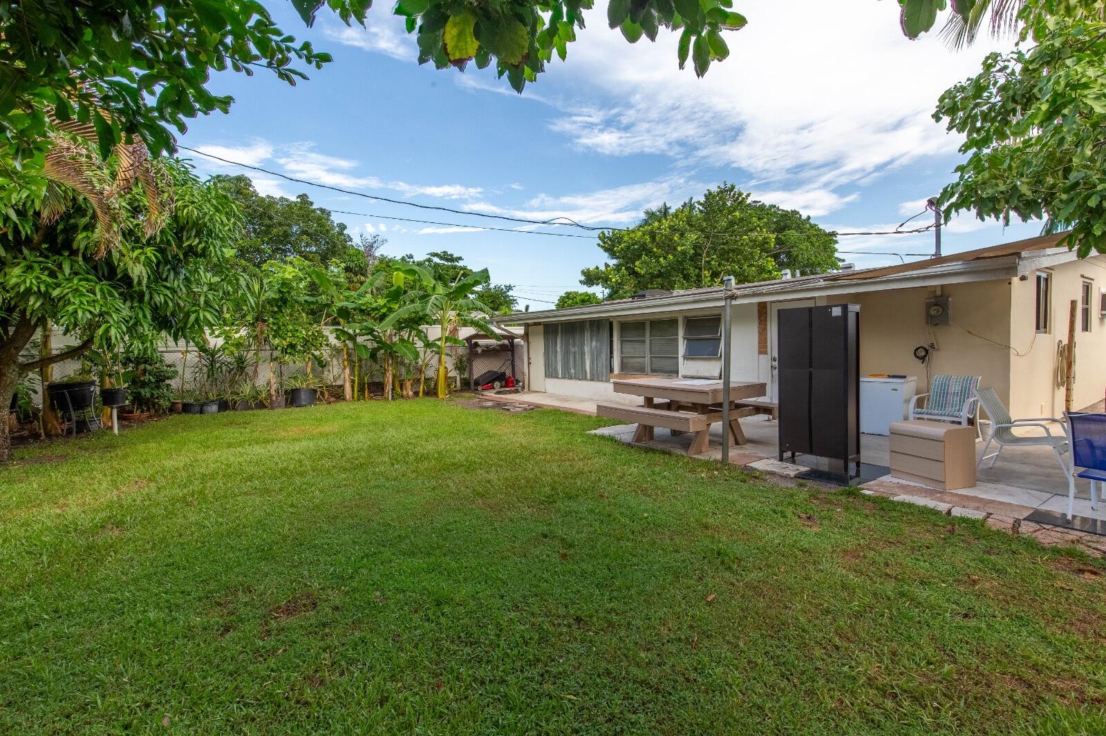 172 JAMAICA, Palm Springs FL 33461