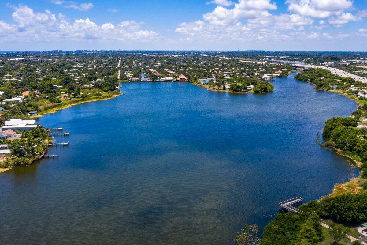 3815 S Lake, Boynton Beach FL 33435