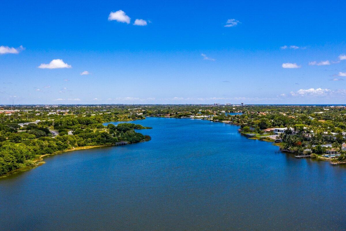 3815 S Lake, Boynton Beach FL 33435