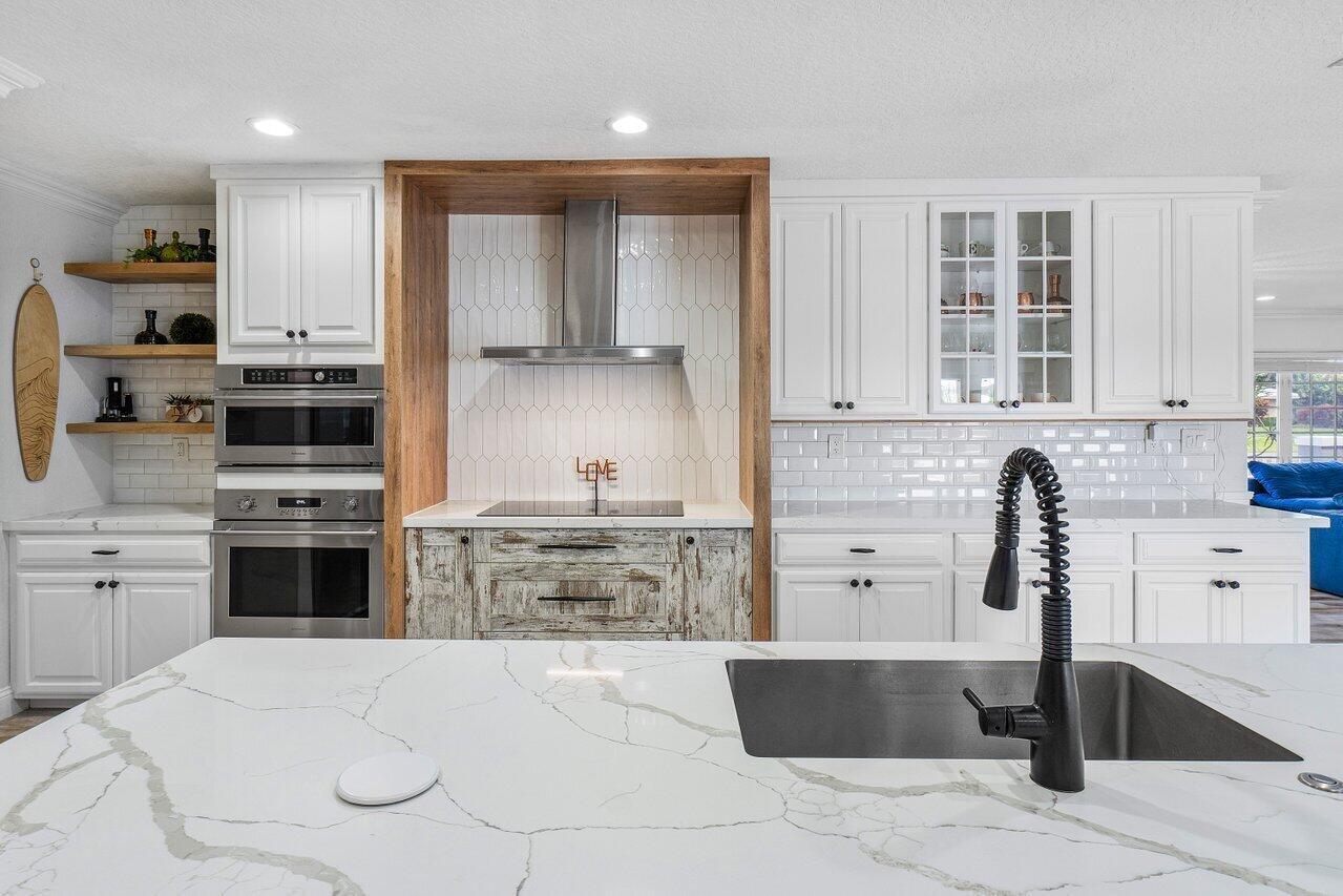 3815 S Lake, Boynton Beach FL 33435