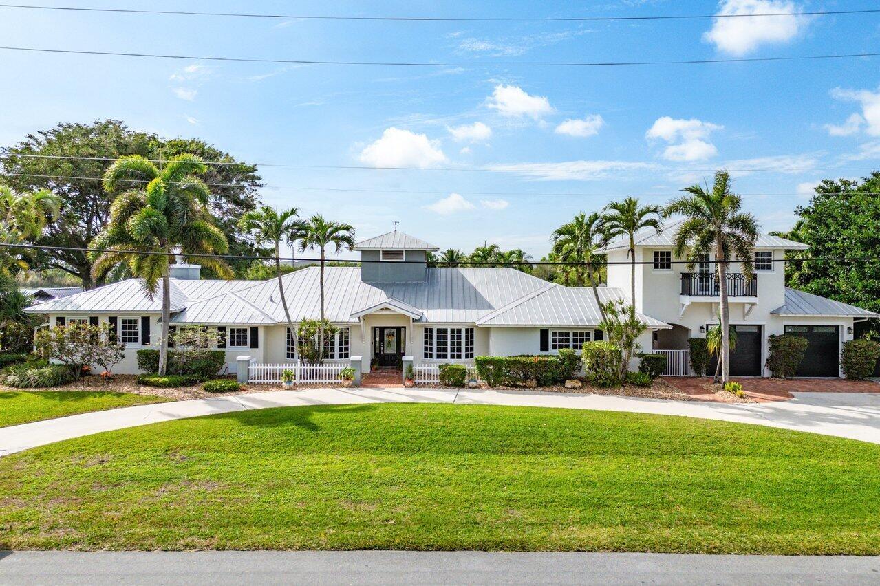 3815 S Lake, Boynton Beach FL 33435