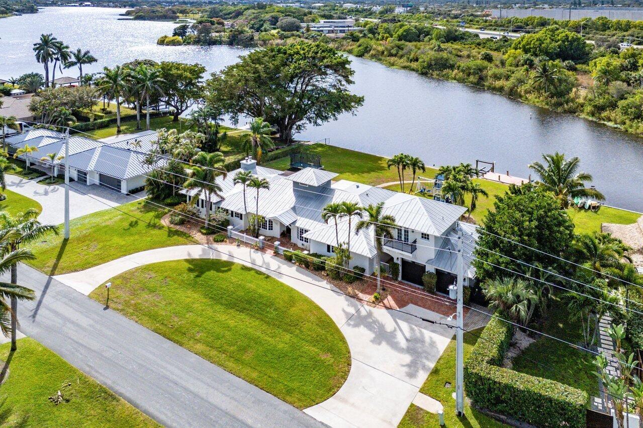 3815 S Lake, Boynton Beach FL 33435