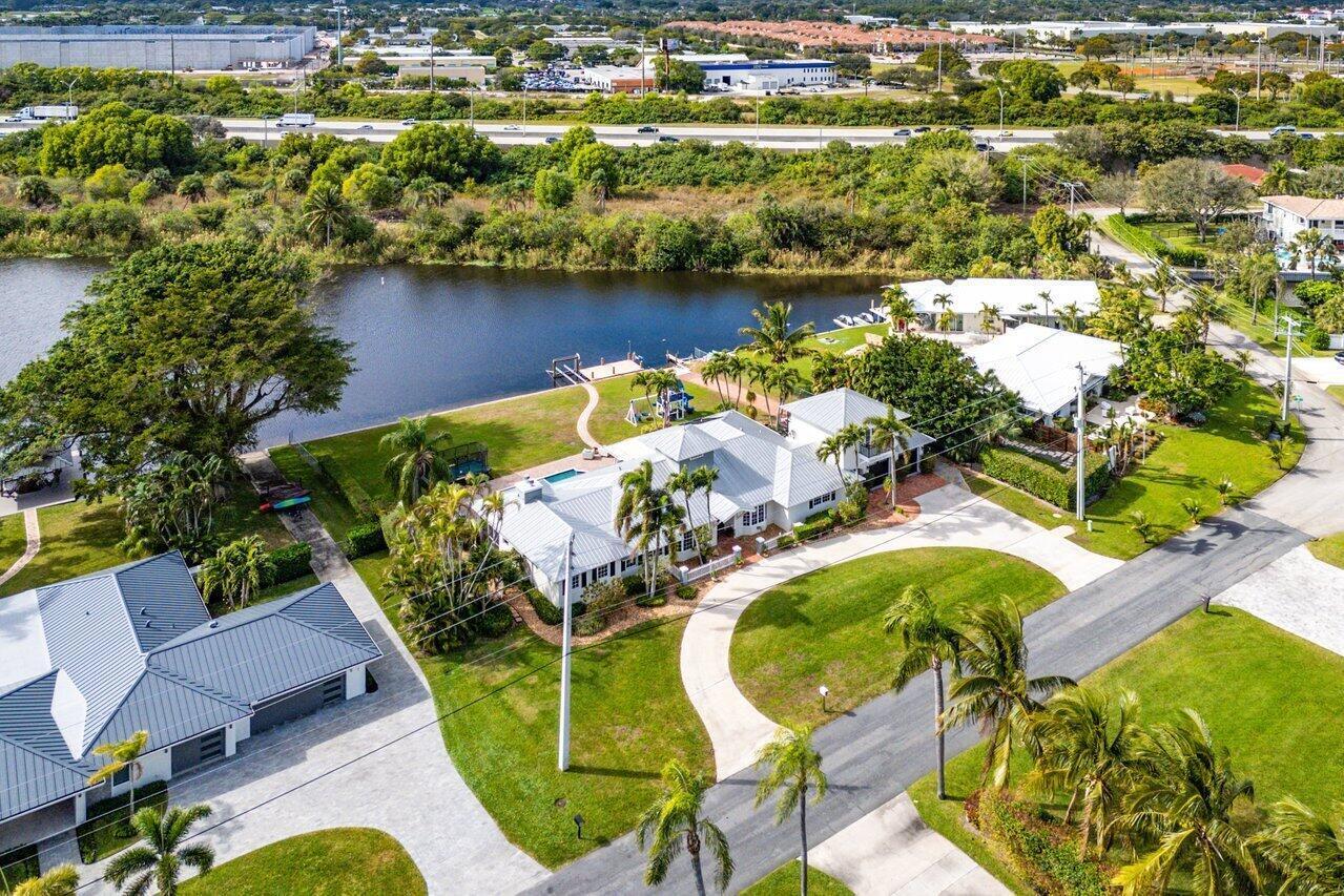 3815 S Lake, Boynton Beach FL 33435