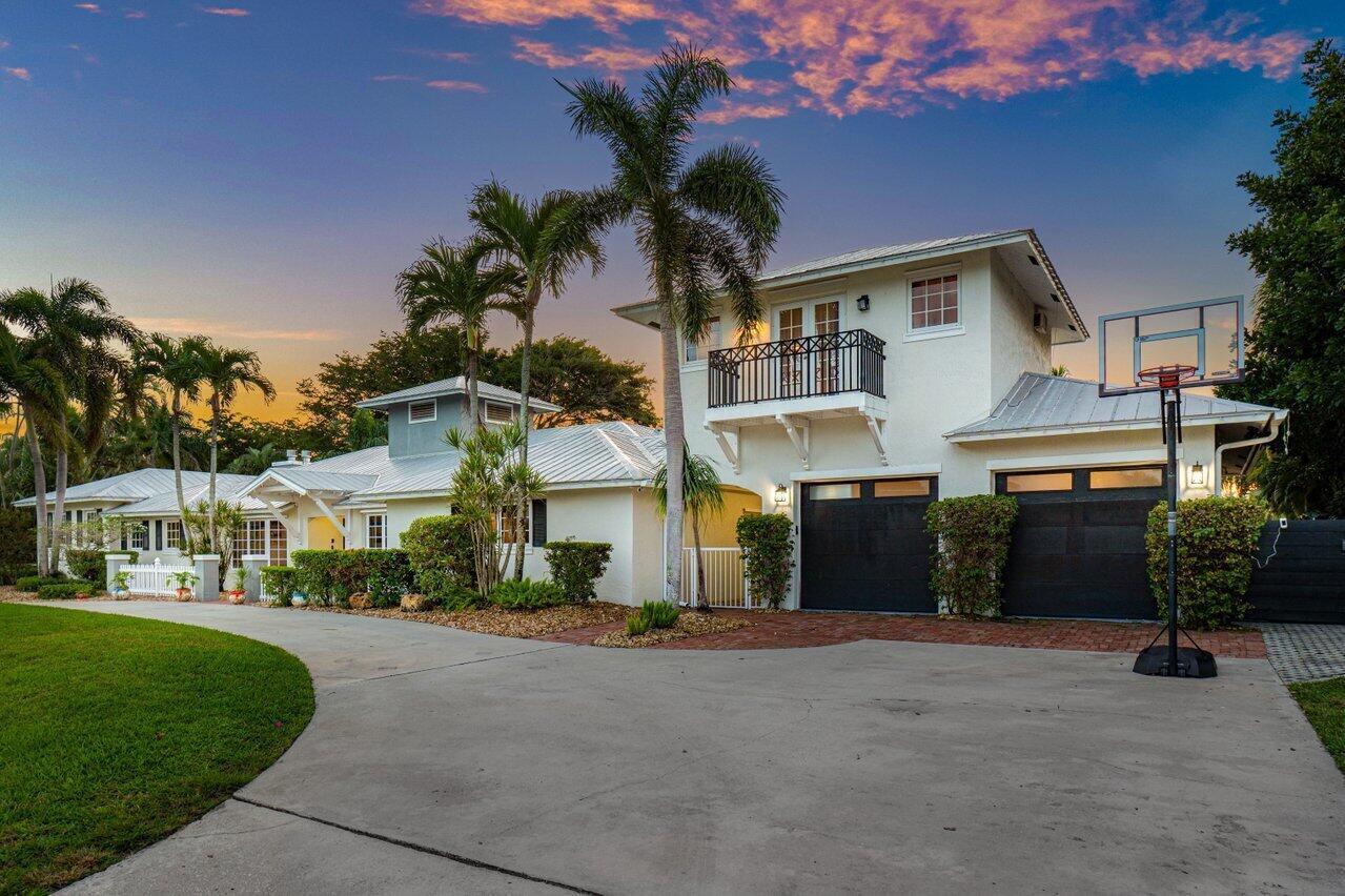 3815 S Lake, Boynton Beach FL 33435