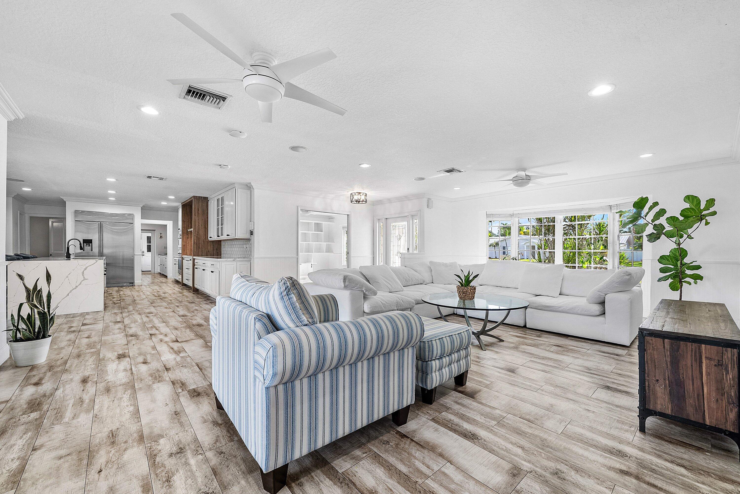 3815 S Lake, Boynton Beach FL 33435