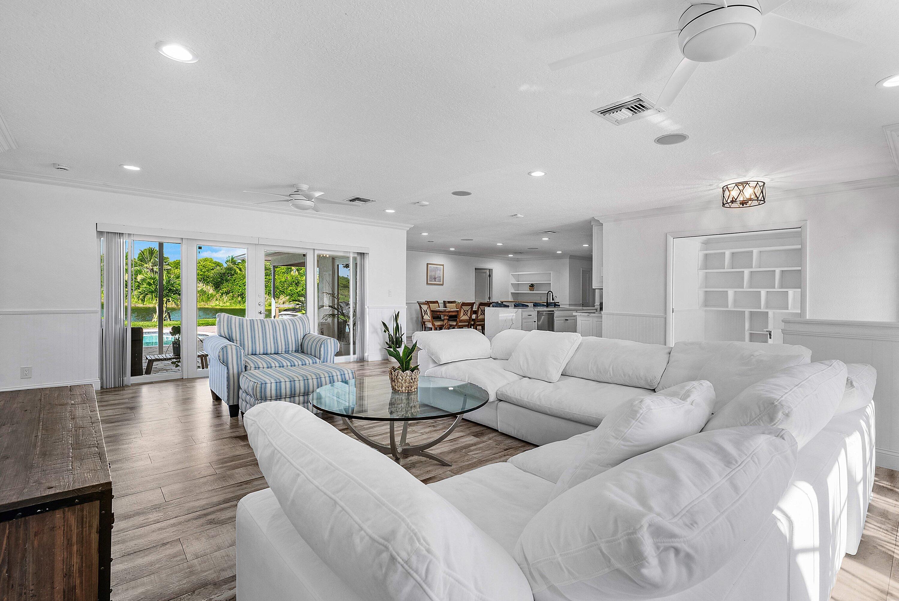 3815 S Lake, Boynton Beach FL 33435