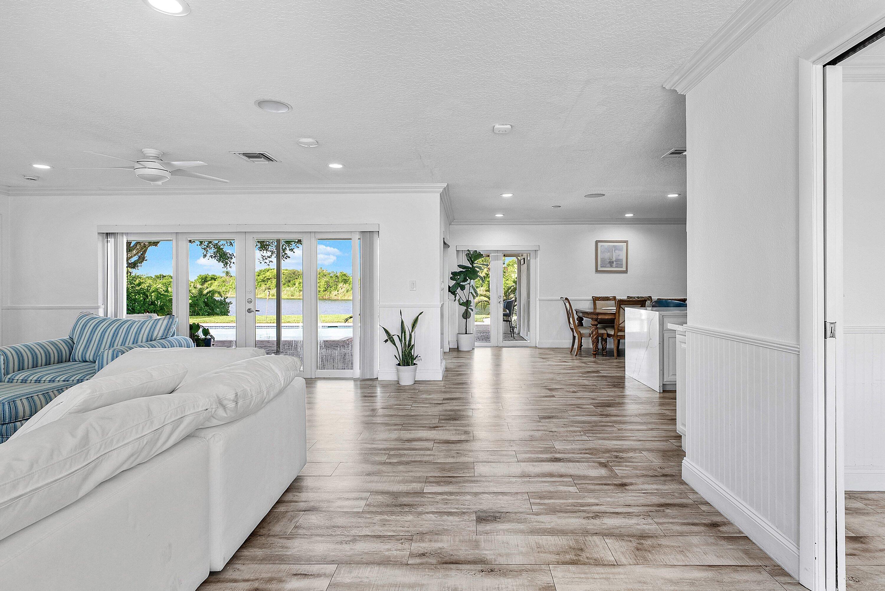 3815 S Lake, Boynton Beach FL 33435