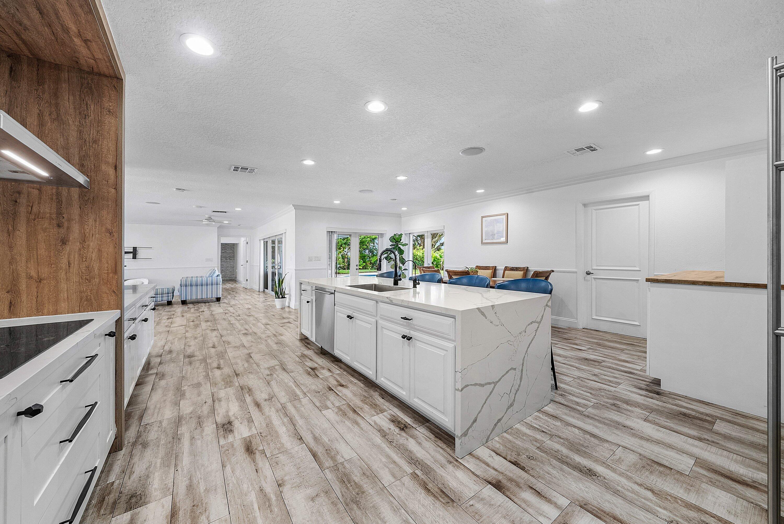 3815 S Lake, Boynton Beach FL 33435