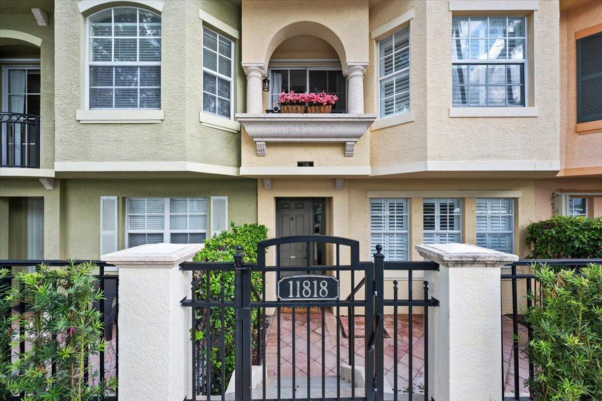 11818 Valencia Gardens, Palm Beach Gardens FL 33410