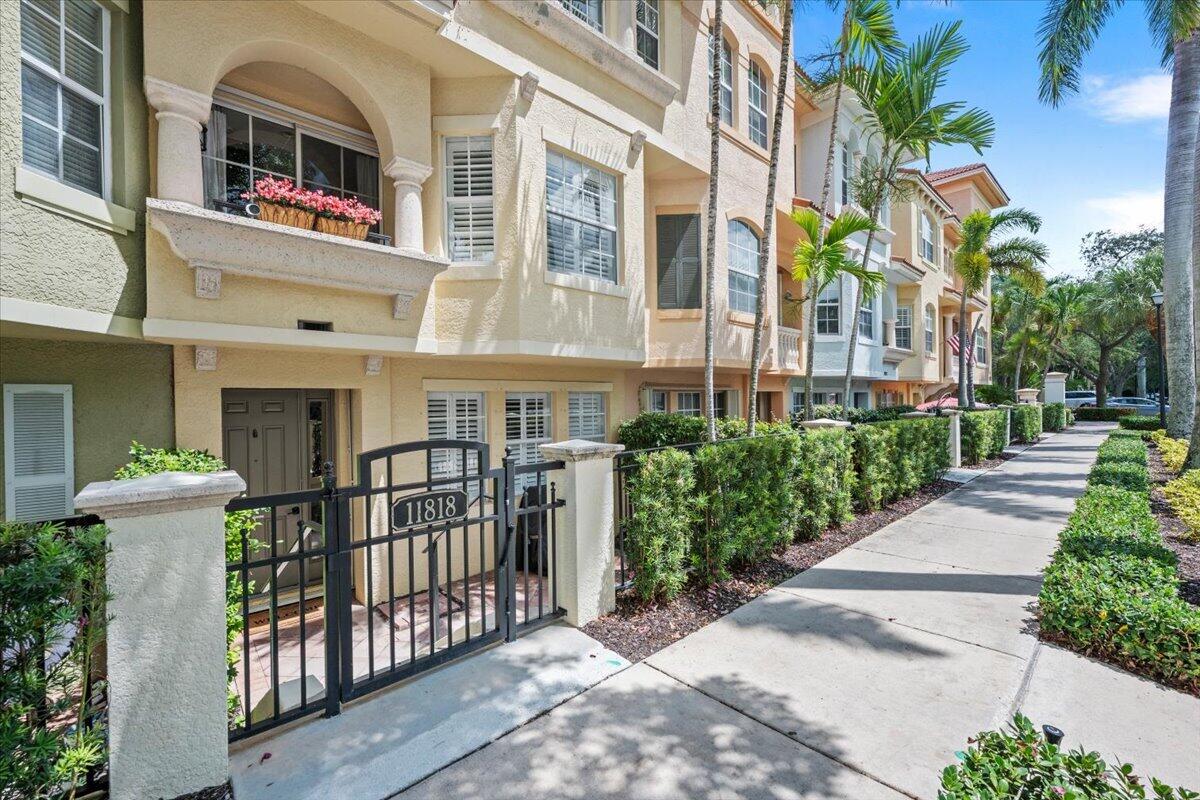 11818 Valencia Gardens, Palm Beach Gardens FL 33410