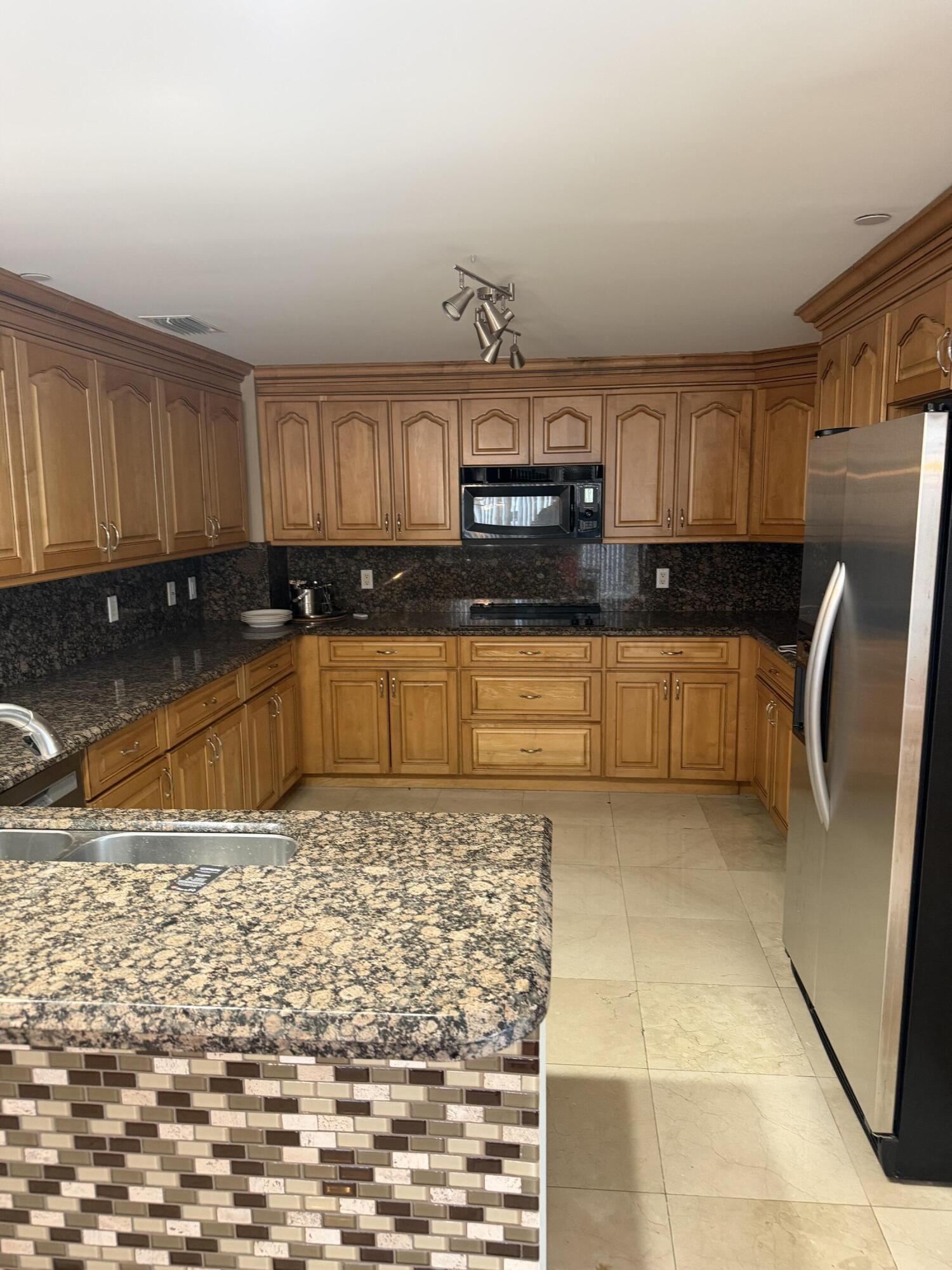 9 NE 20TH #503, Deerfield Beach FL 33441