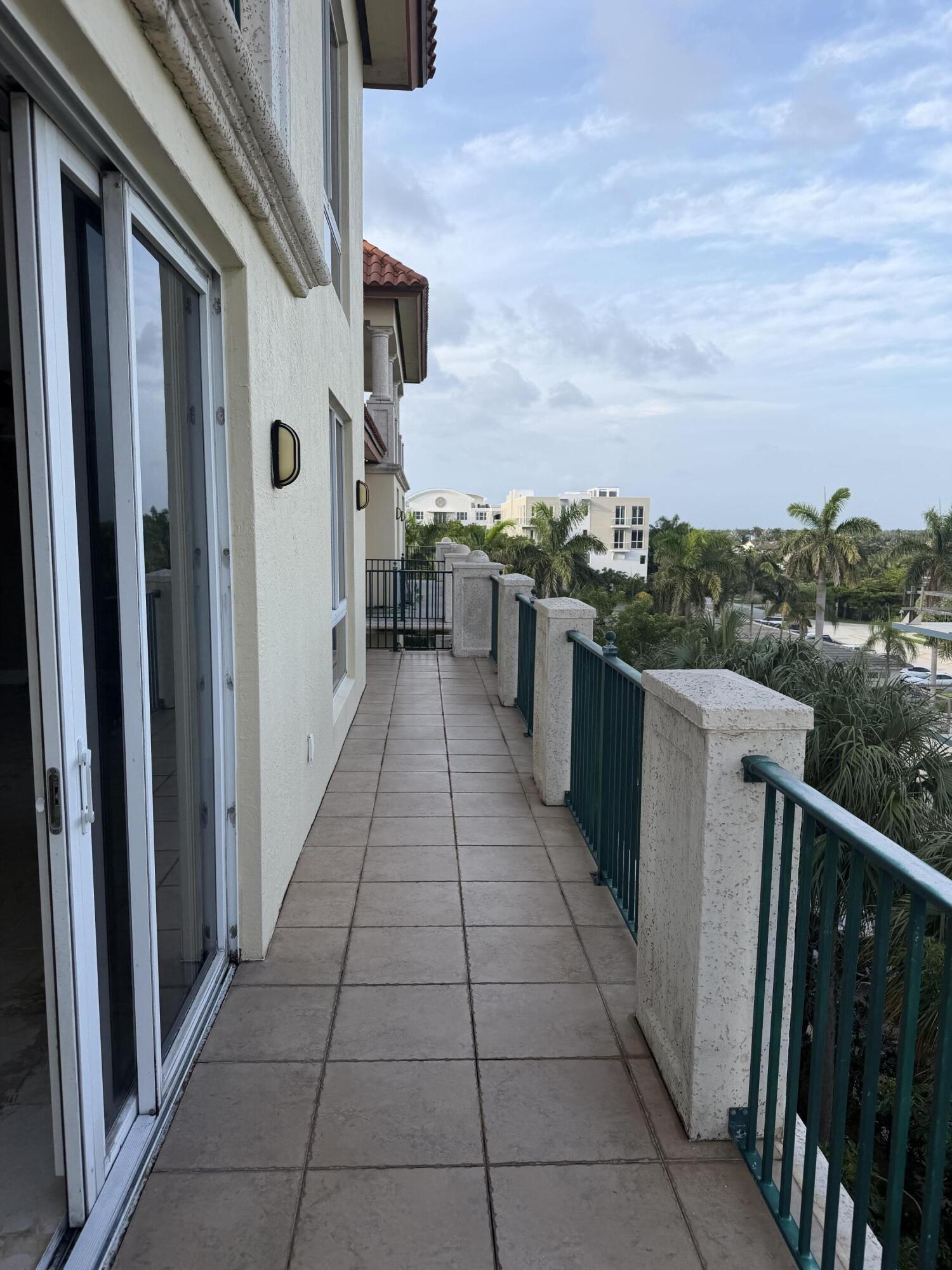 9 NE 20TH #503, Deerfield Beach FL 33441