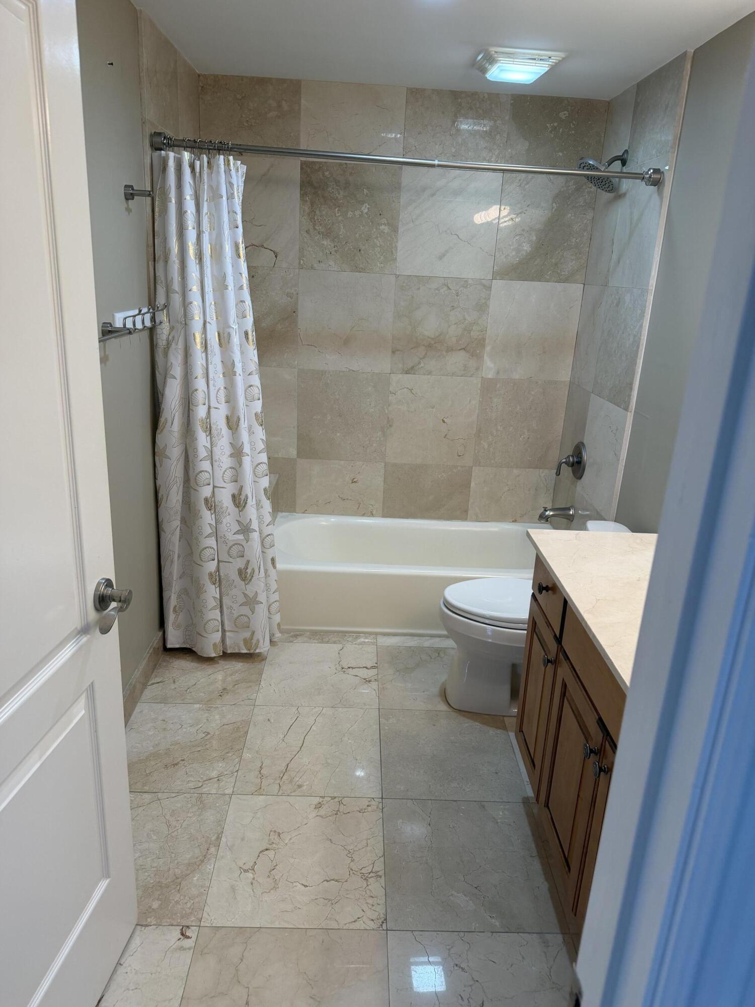 9 NE 20TH #503, Deerfield Beach FL 33441