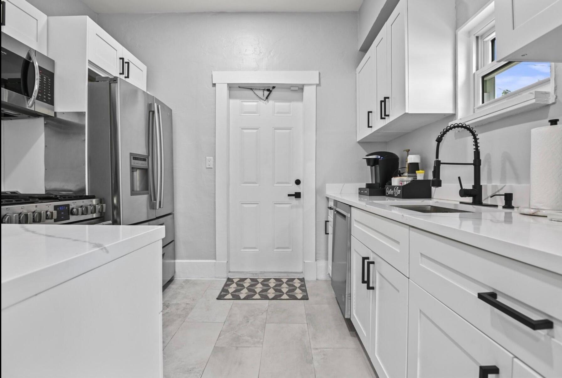 424 Malverne, West Palm Beach FL 33405