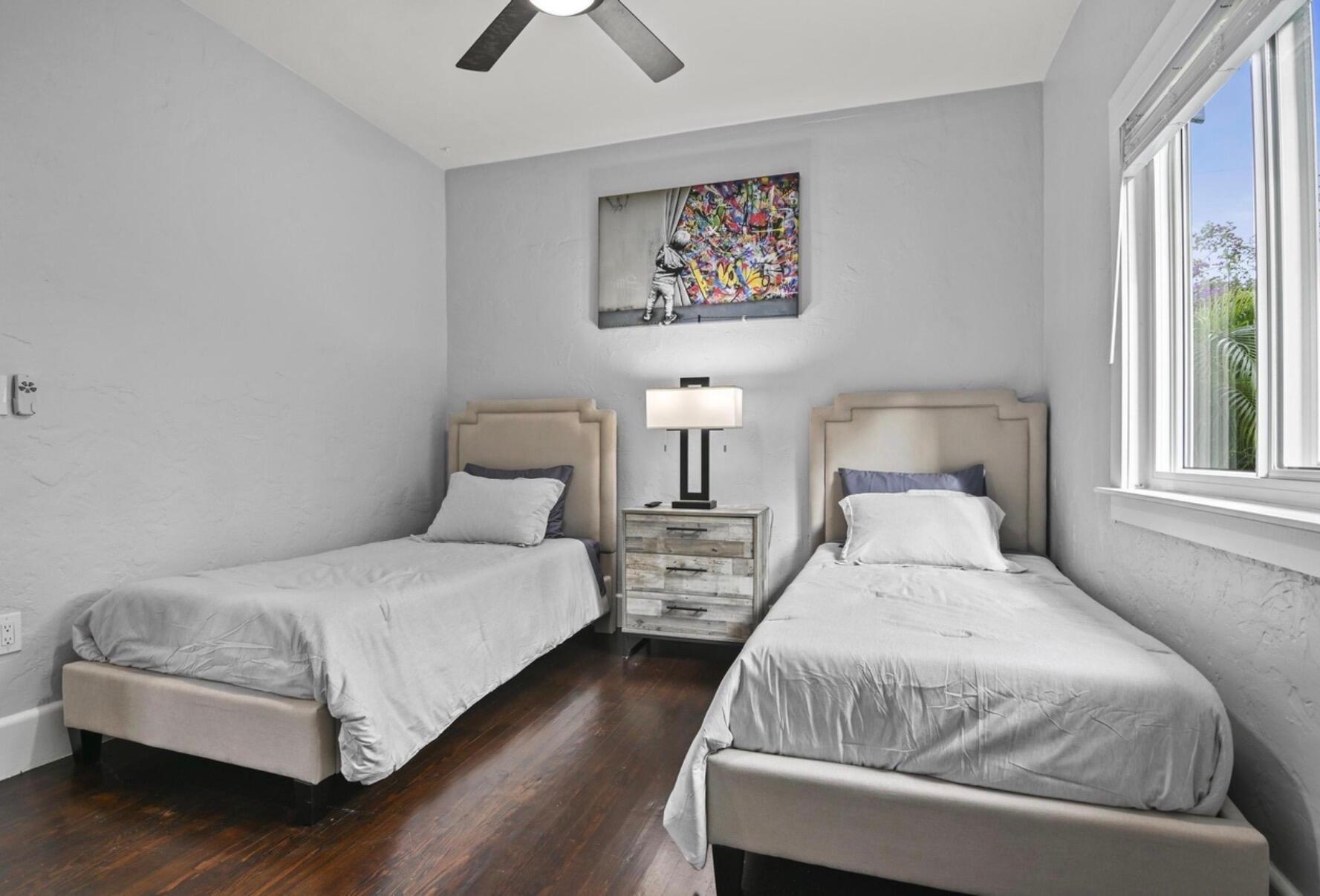 424 Malverne, West Palm Beach FL 33405