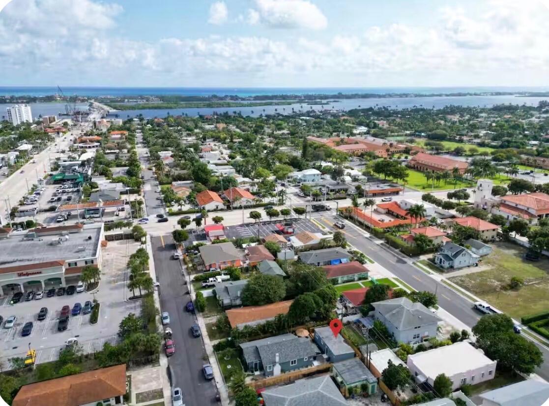 424 Malverne, West Palm Beach FL 33405