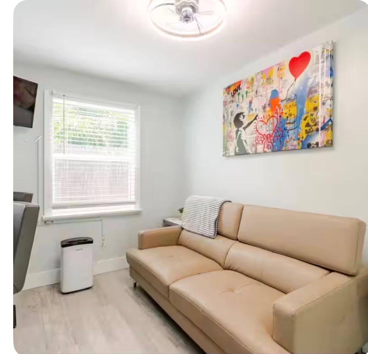 424 Malverne, West Palm Beach FL 33405